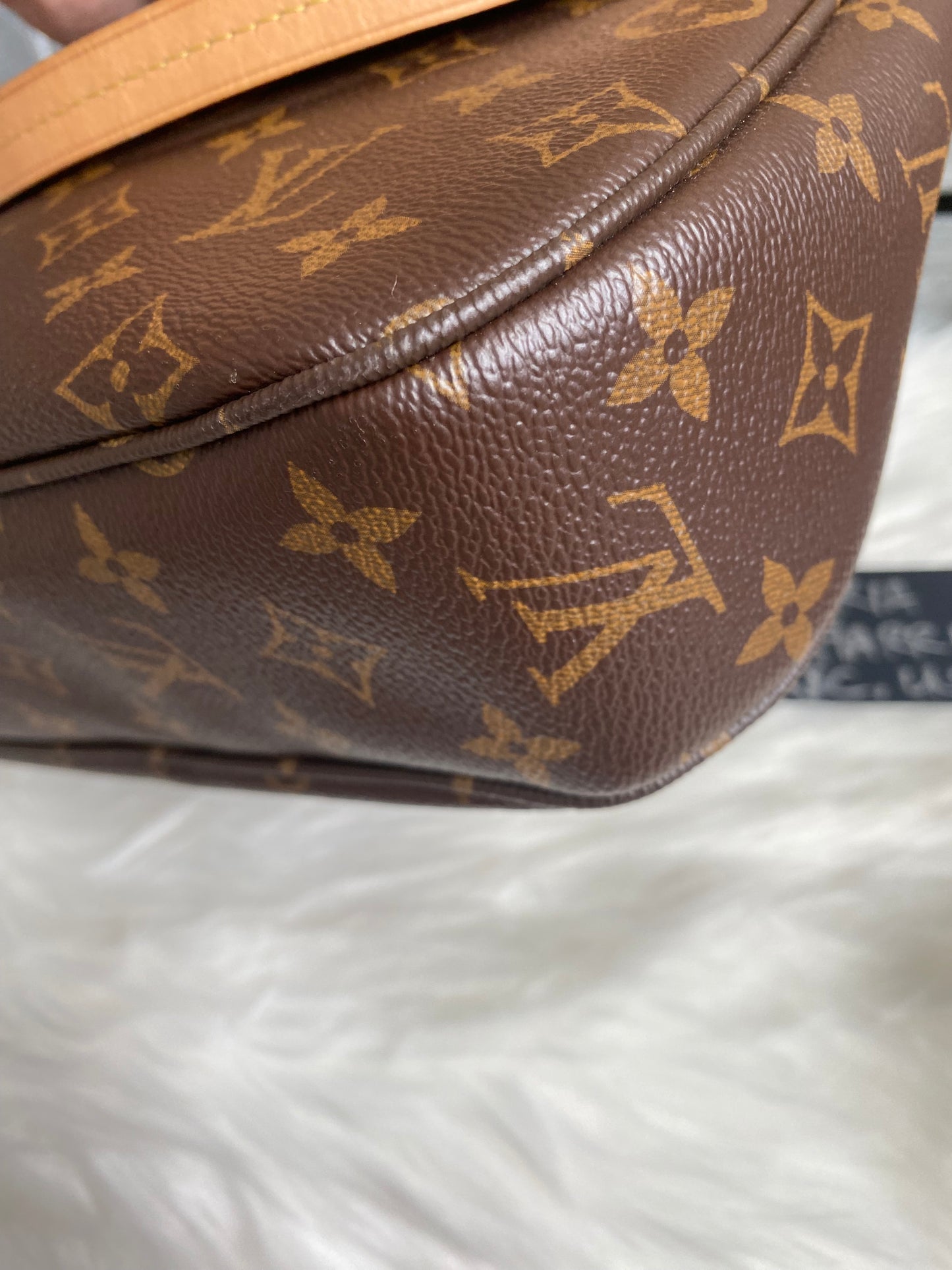 Louis Vuitton Mabillon Crossbody Bag