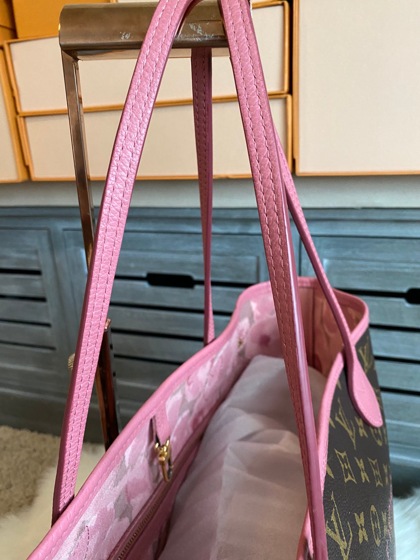 Louis Vuitton Limited Edition Rose Velours Ikat Neverfull MM