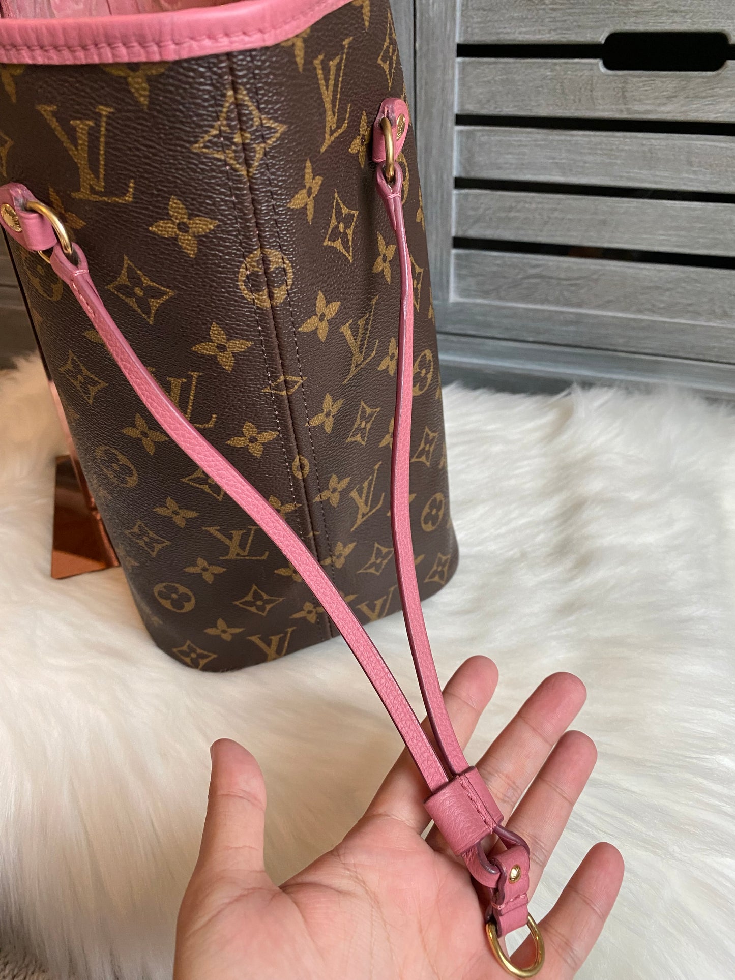 Louis Vuitton Limited Edition Rose Velours Ikat Neverfull MM