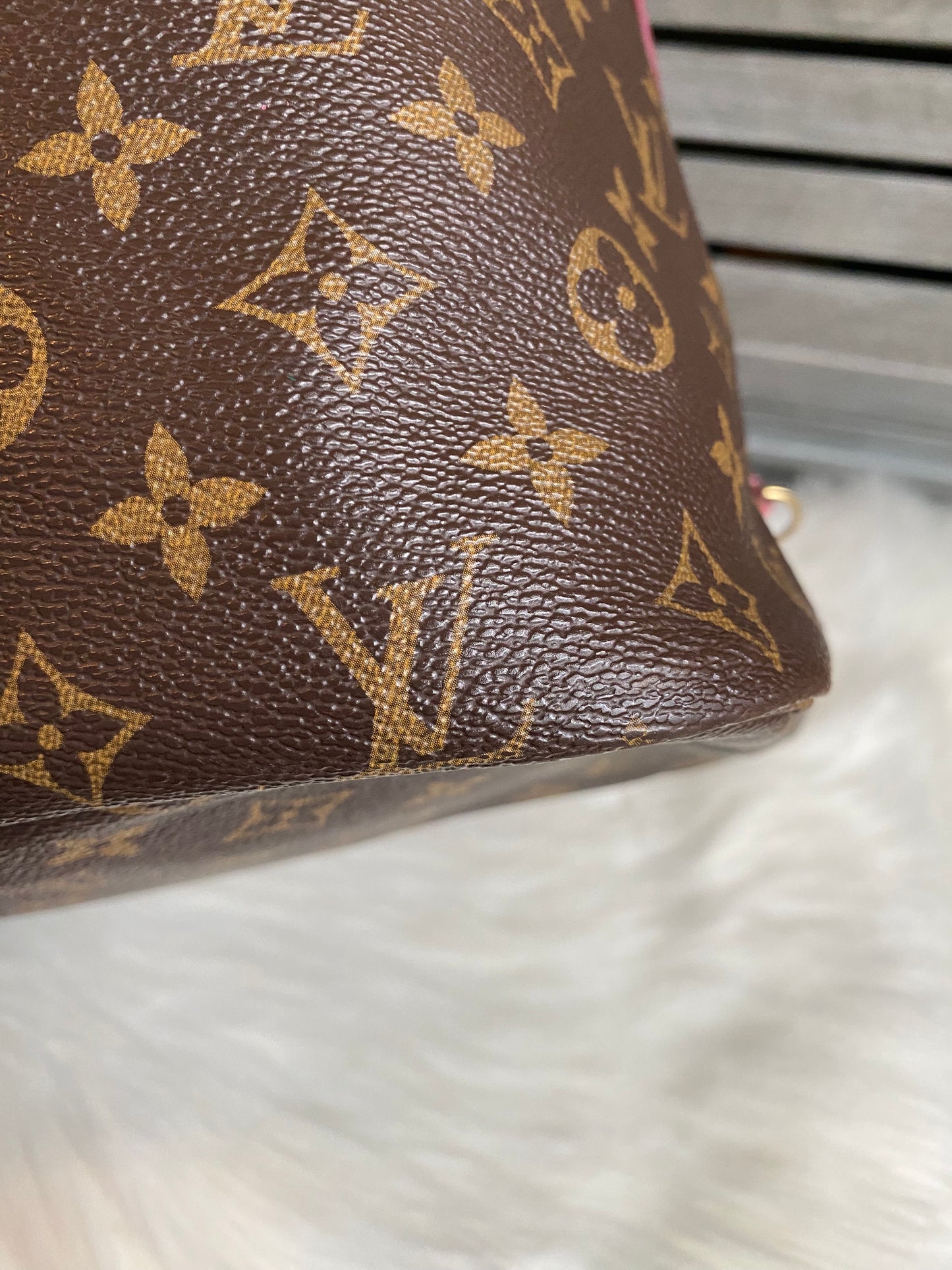 Louis Vuitton Limited Edition Rose Velours Ikat Neverfull MM