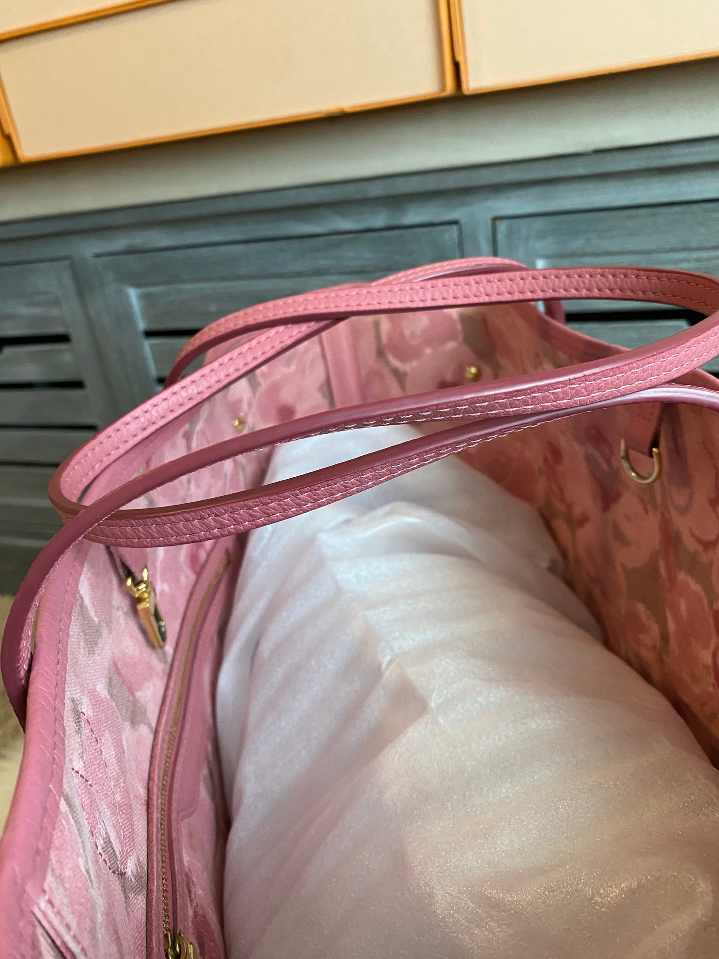 Louis Vuitton Limited Edition Rose Velours Ikat Neverfull MM