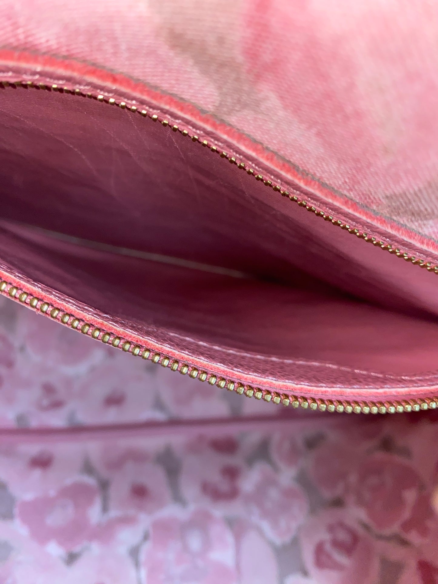 Louis Vuitton Limited Edition Rose Velours Ikat Neverfull MM