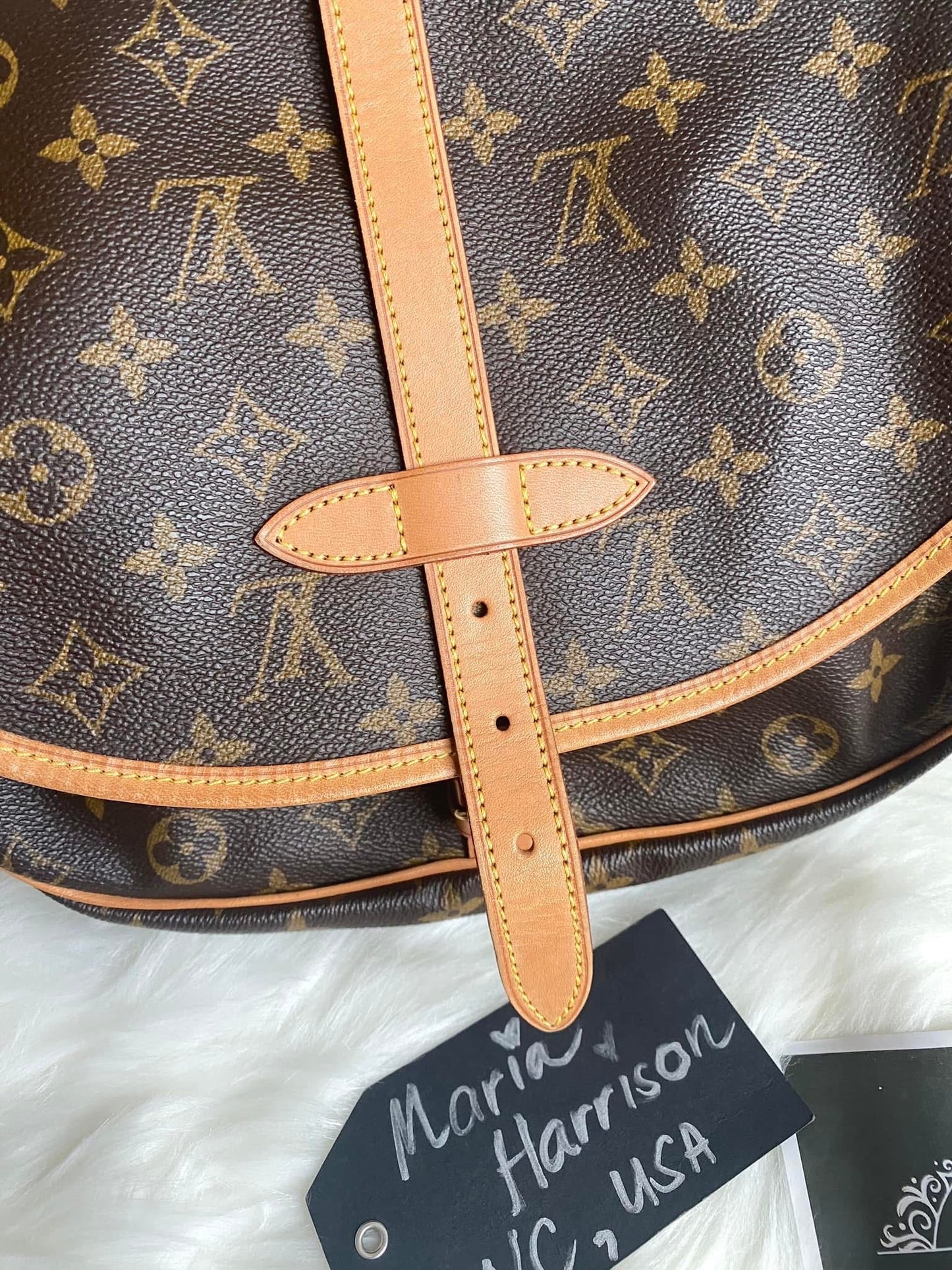 Louis Vuitton Saumur 30
