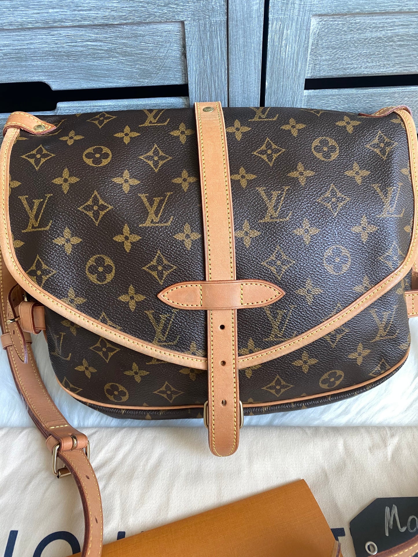 Louis Vuitton Saumur 30