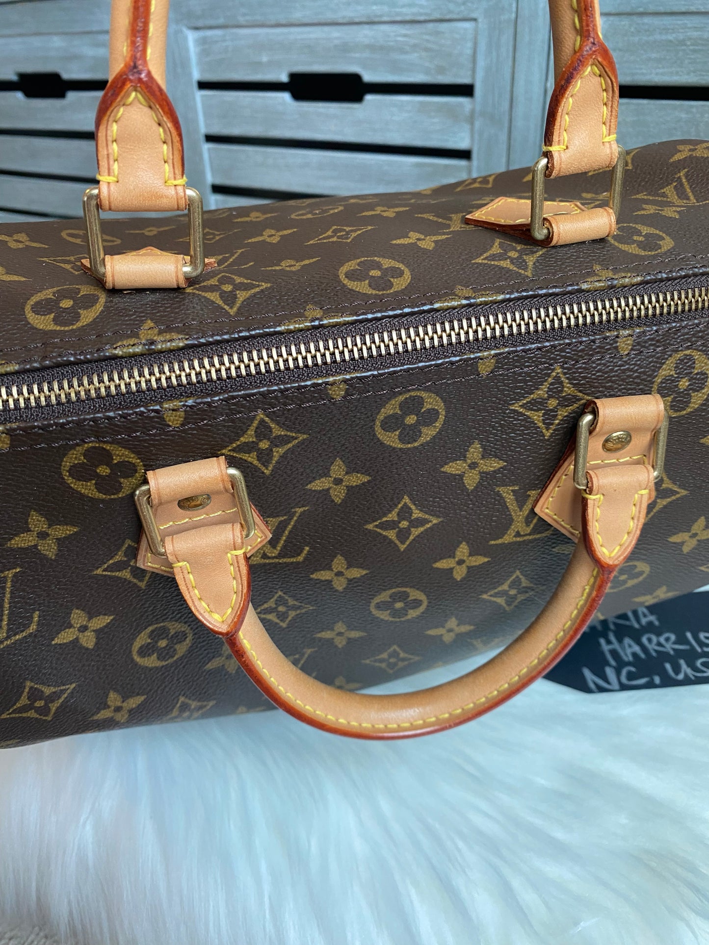 Louis Vuitton Speedy 30