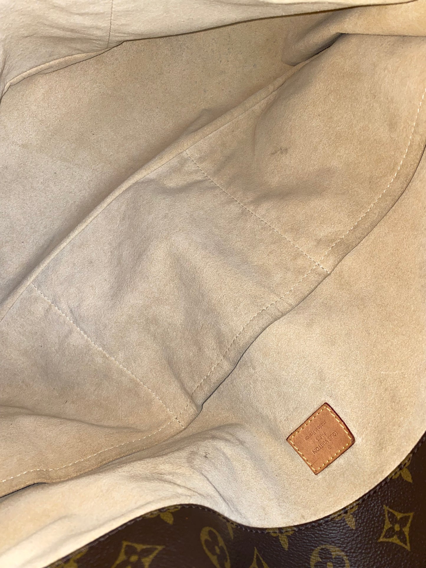 Louis Vuitton Artsy GM