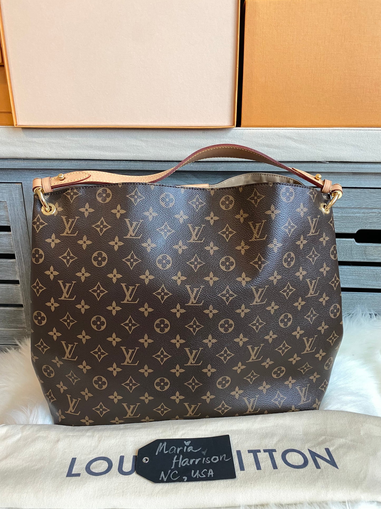 Louis Vuitton Graceful MM Beige Interior