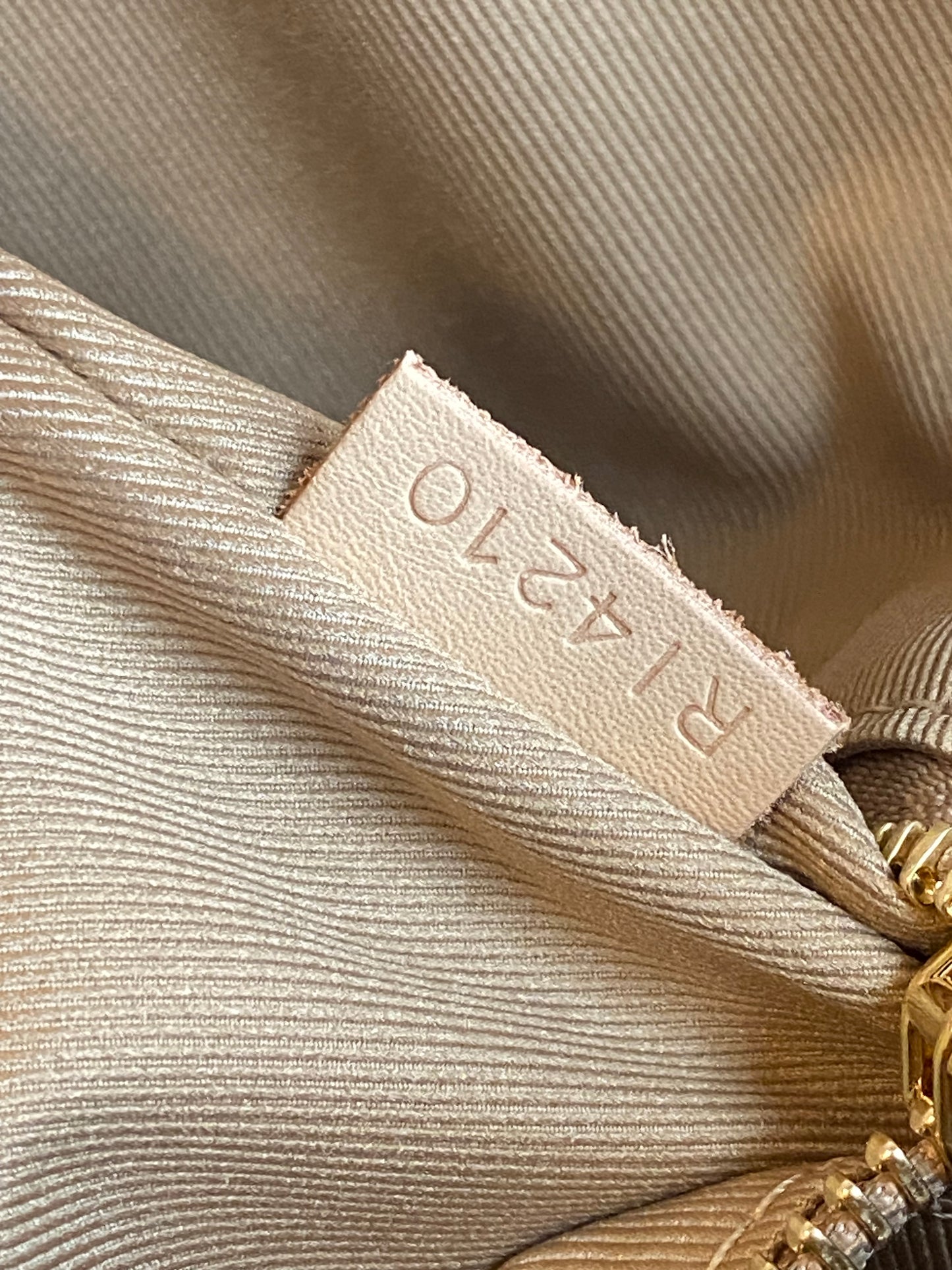 Louis Vuitton Graceful MM Beige Interior