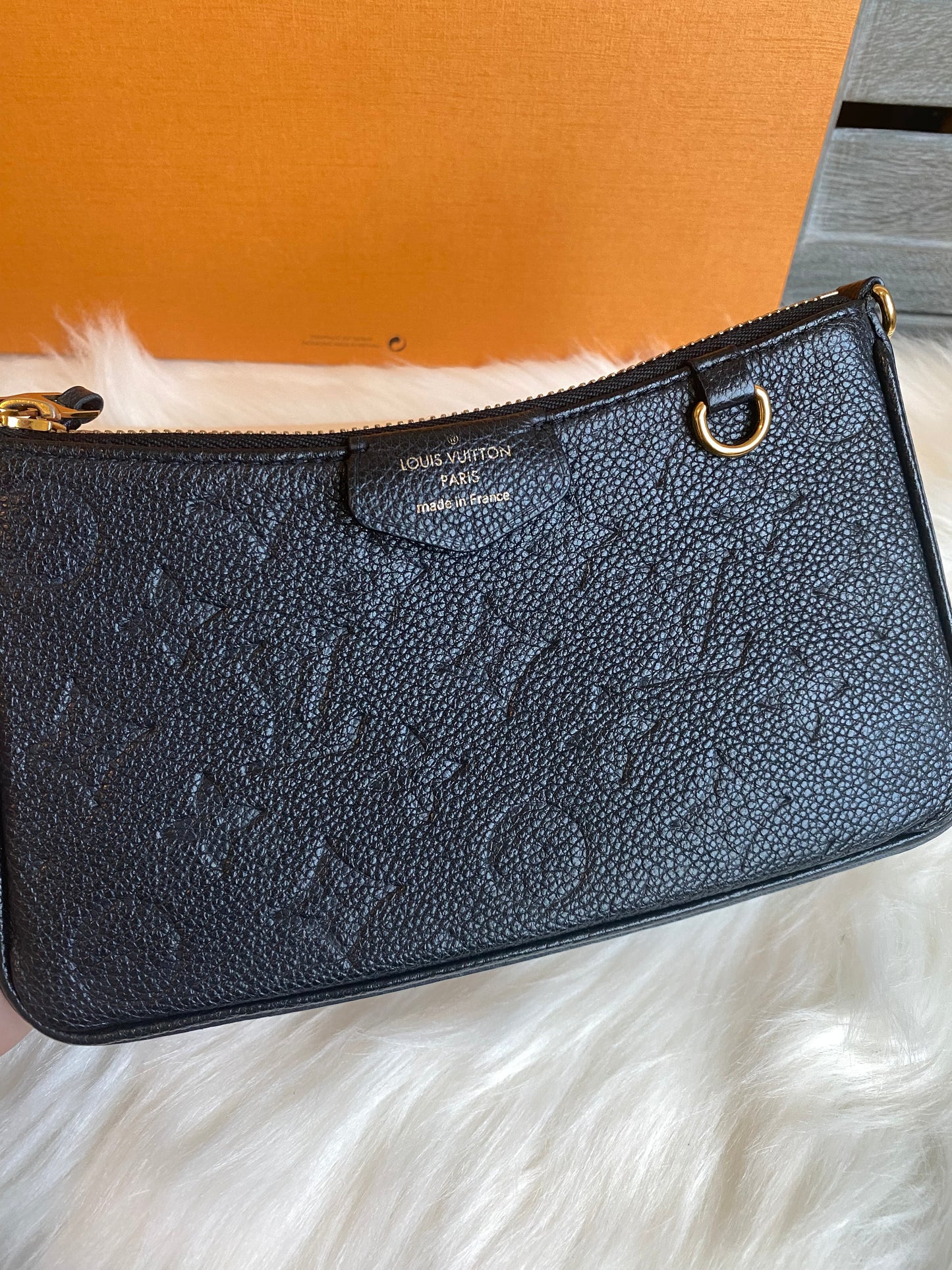 Louis Vuitton Easy Pouch On Strap Black