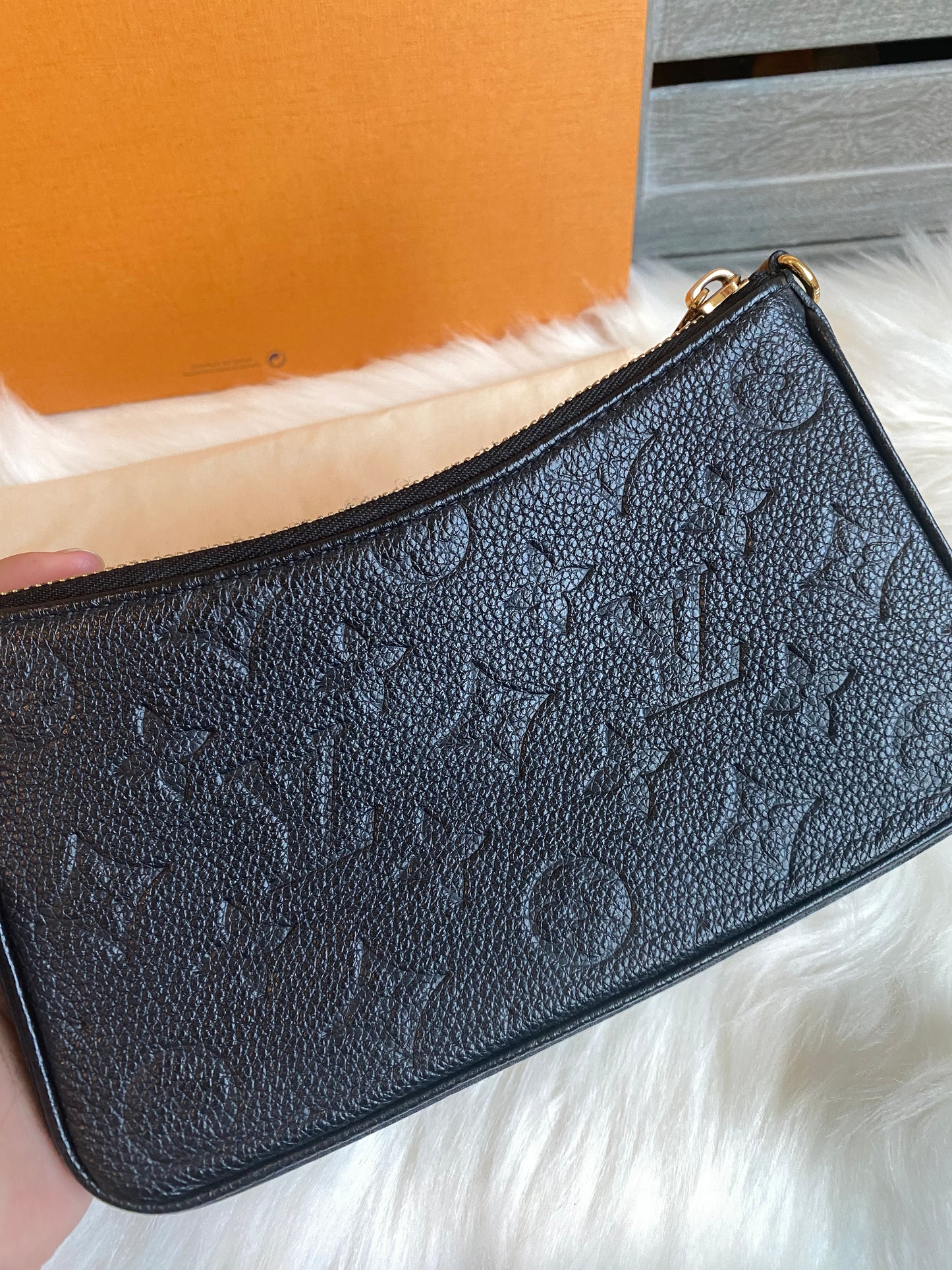 Louis Vuitton Easy Pouch On Strap Black