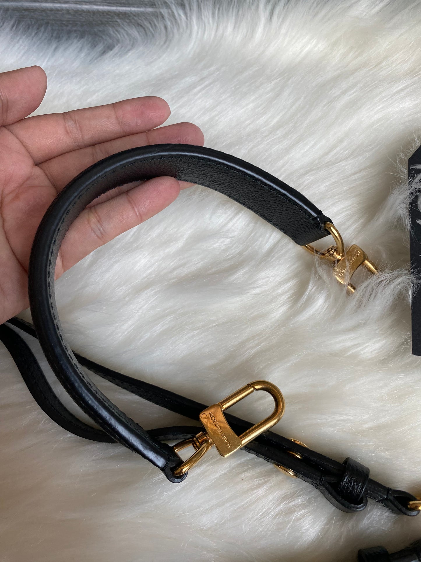 Louis Vuitton Neo Noe MM Black Empreinte