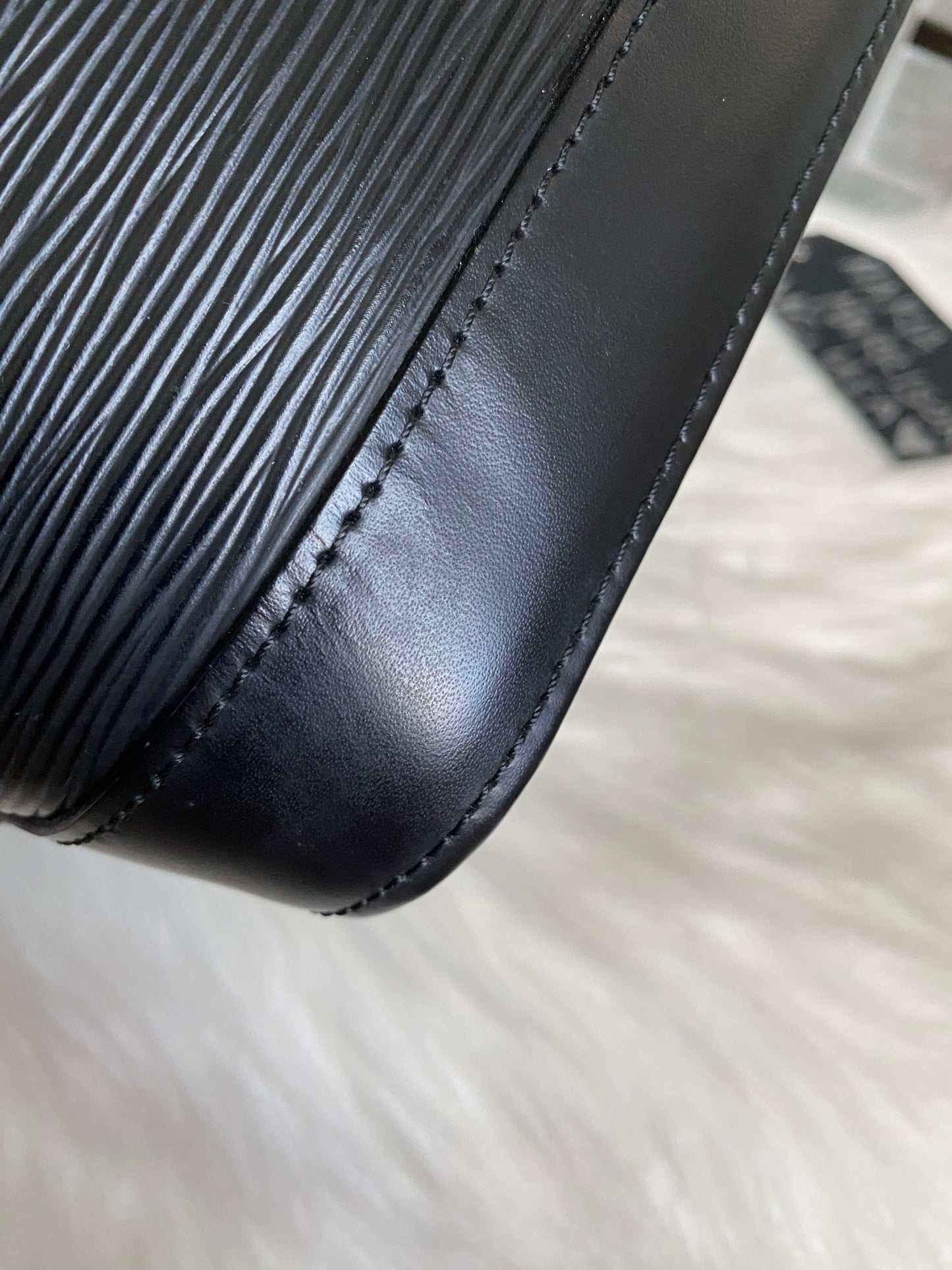 Louis Vuitton Alma PM Black Epi Leather