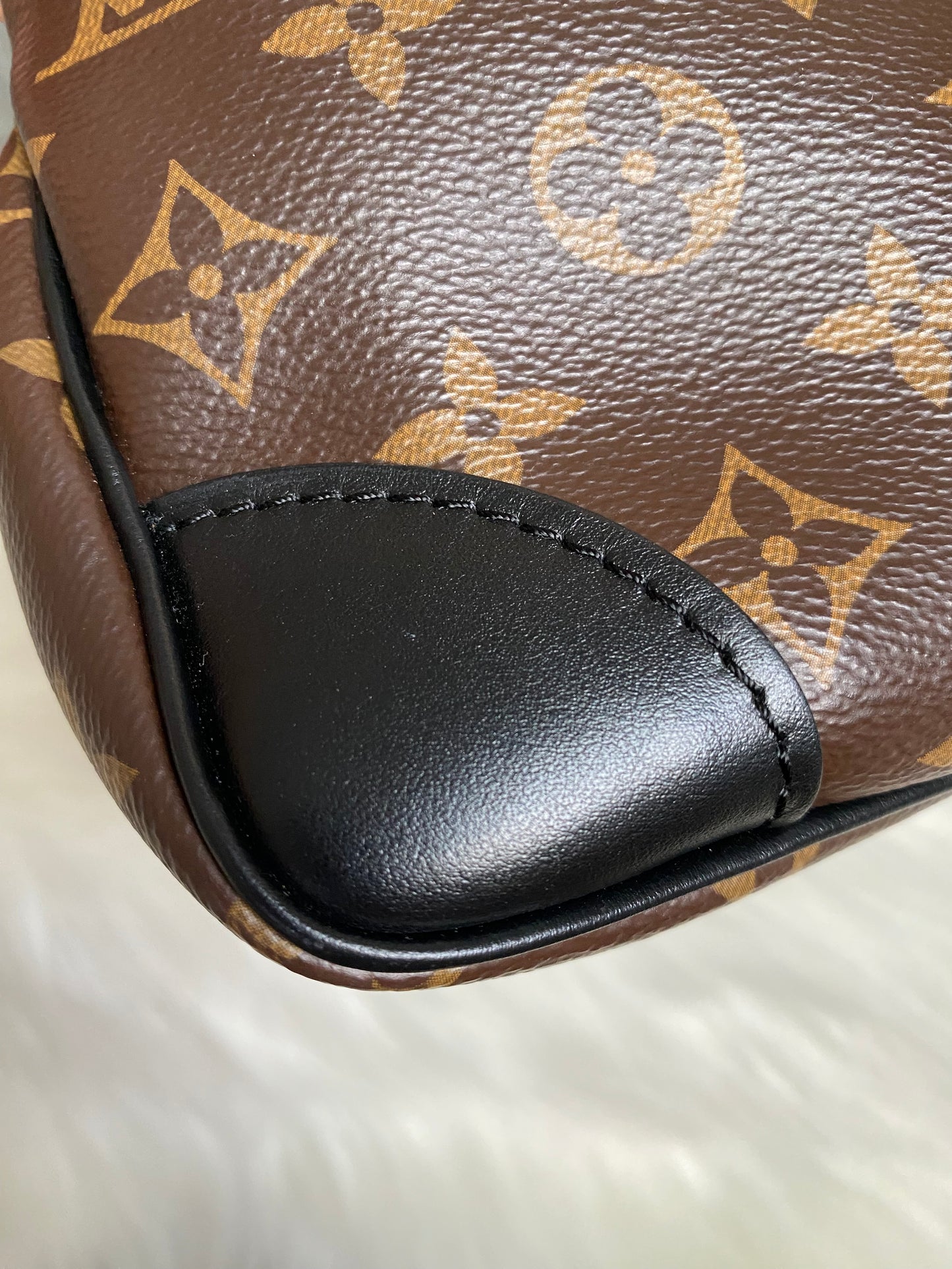 Louis Vuitton Odeon PM - Noir