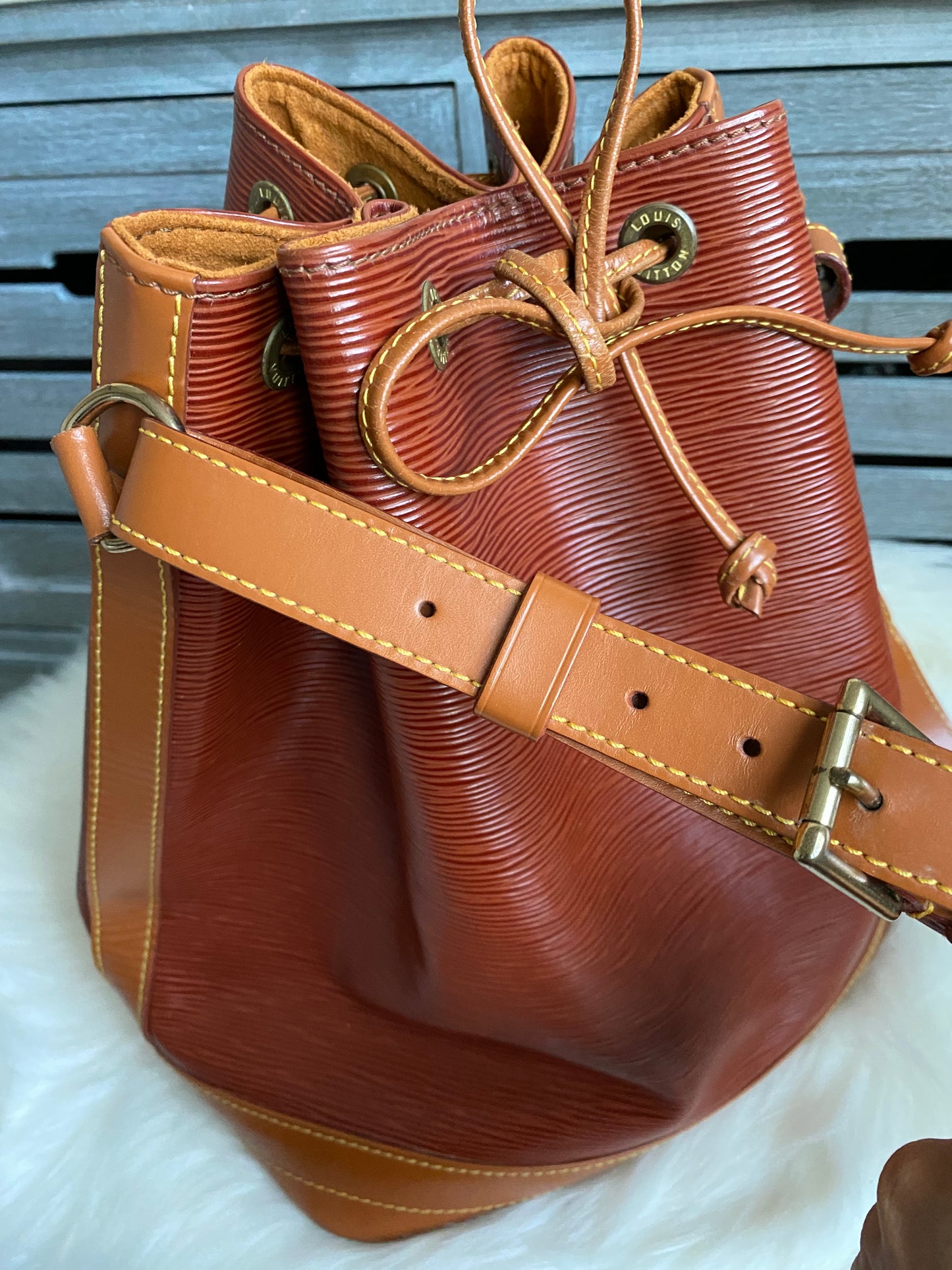 Louis Vuitton Noe GM Brown Epi Leather