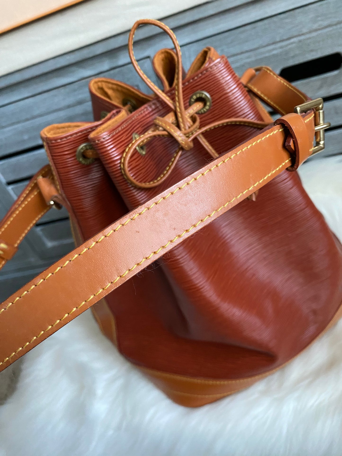 Louis Vuitton Noe GM Brown Epi Leather