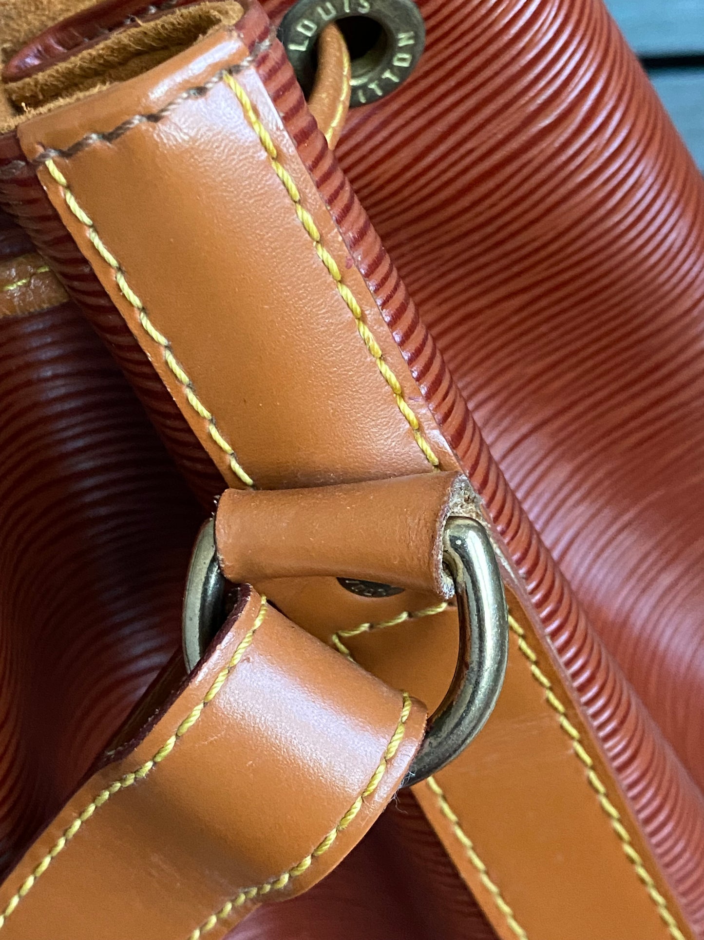 Louis Vuitton Noe GM Brown Epi Leather