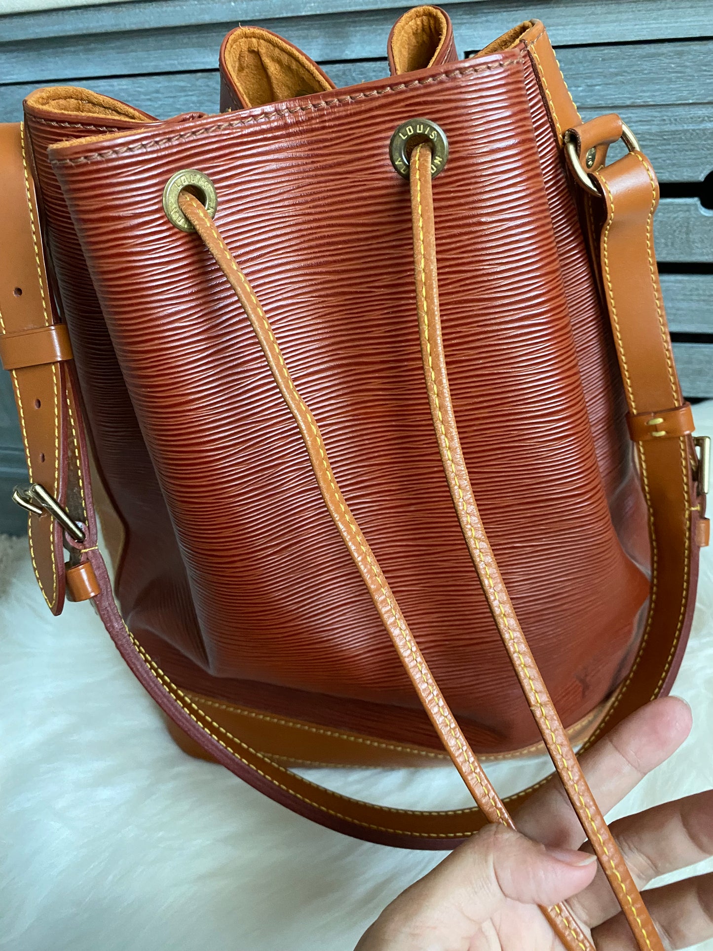 Louis Vuitton Noe GM Brown Epi Leather