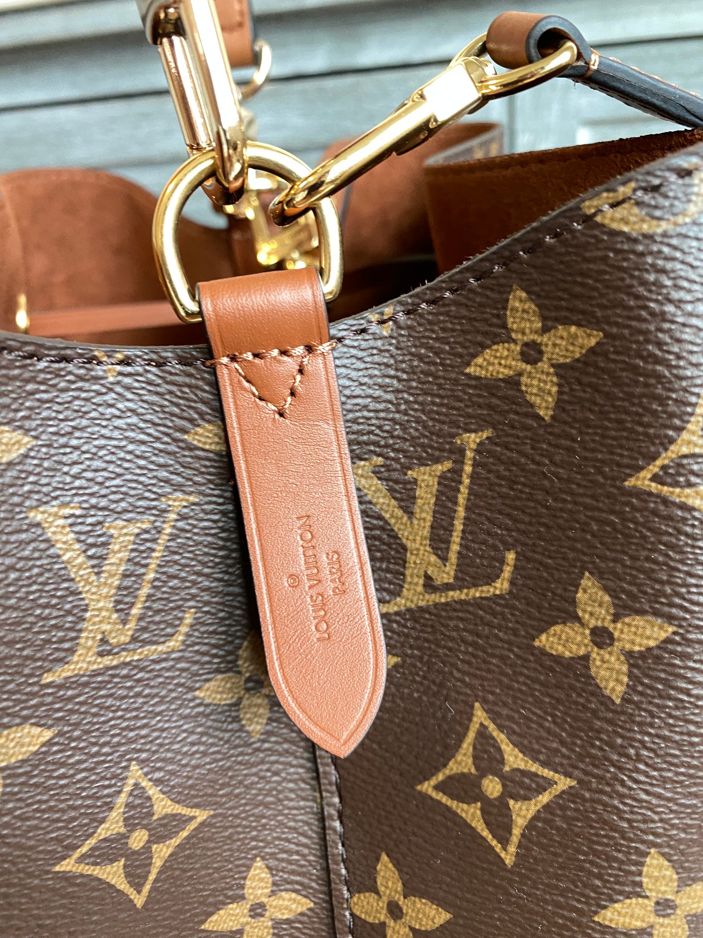 Louis Vuitton NeoNoe Caramel