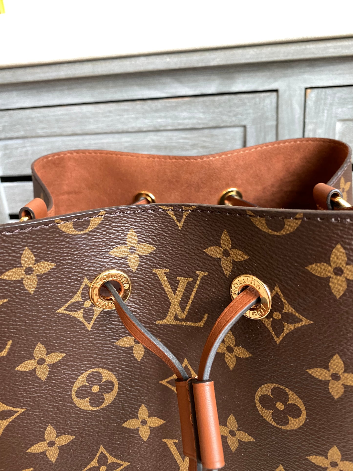 Louis Vuitton NeoNoe Caramel