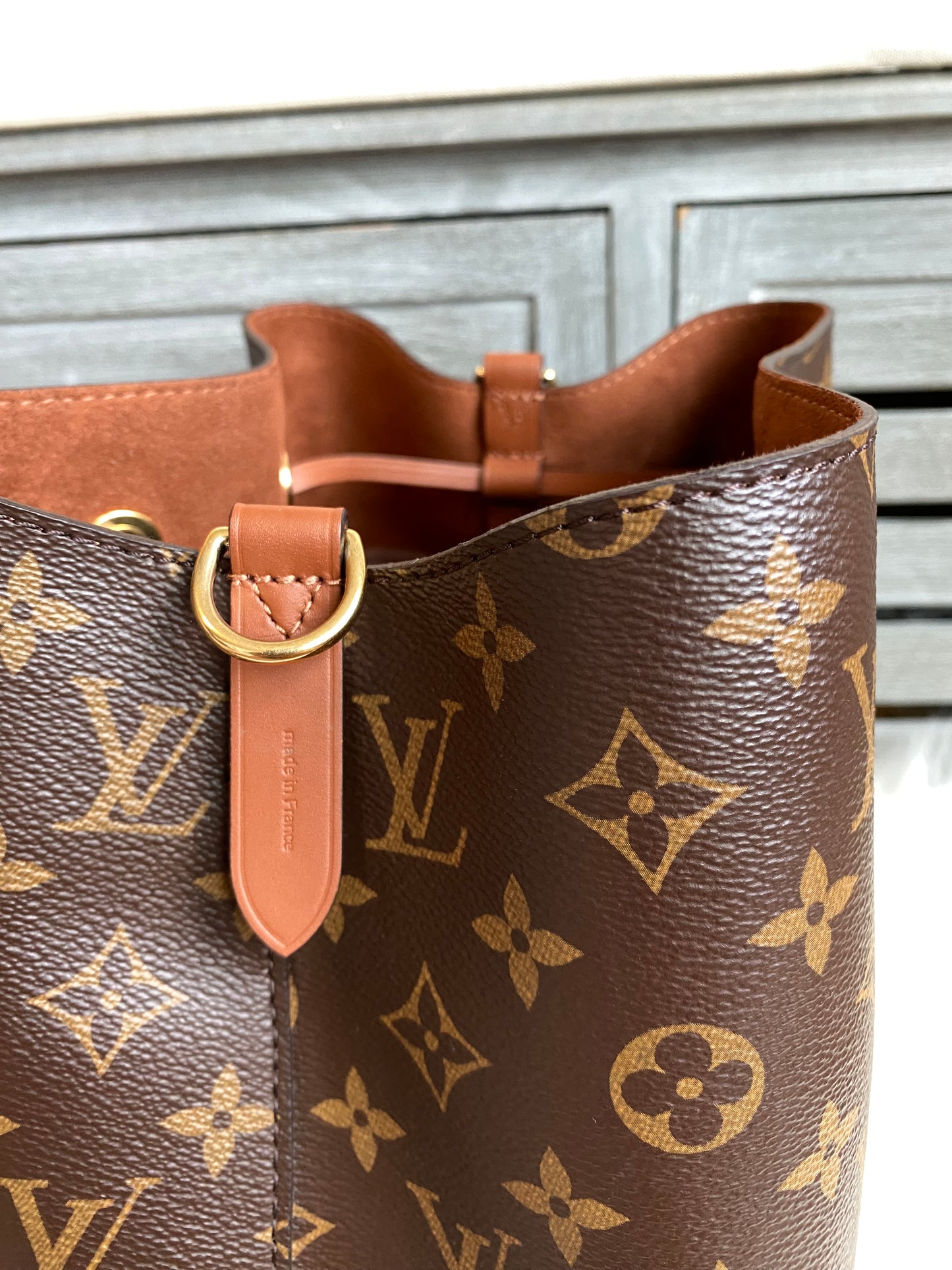 Louis Vuitton NeoNoe Caramel