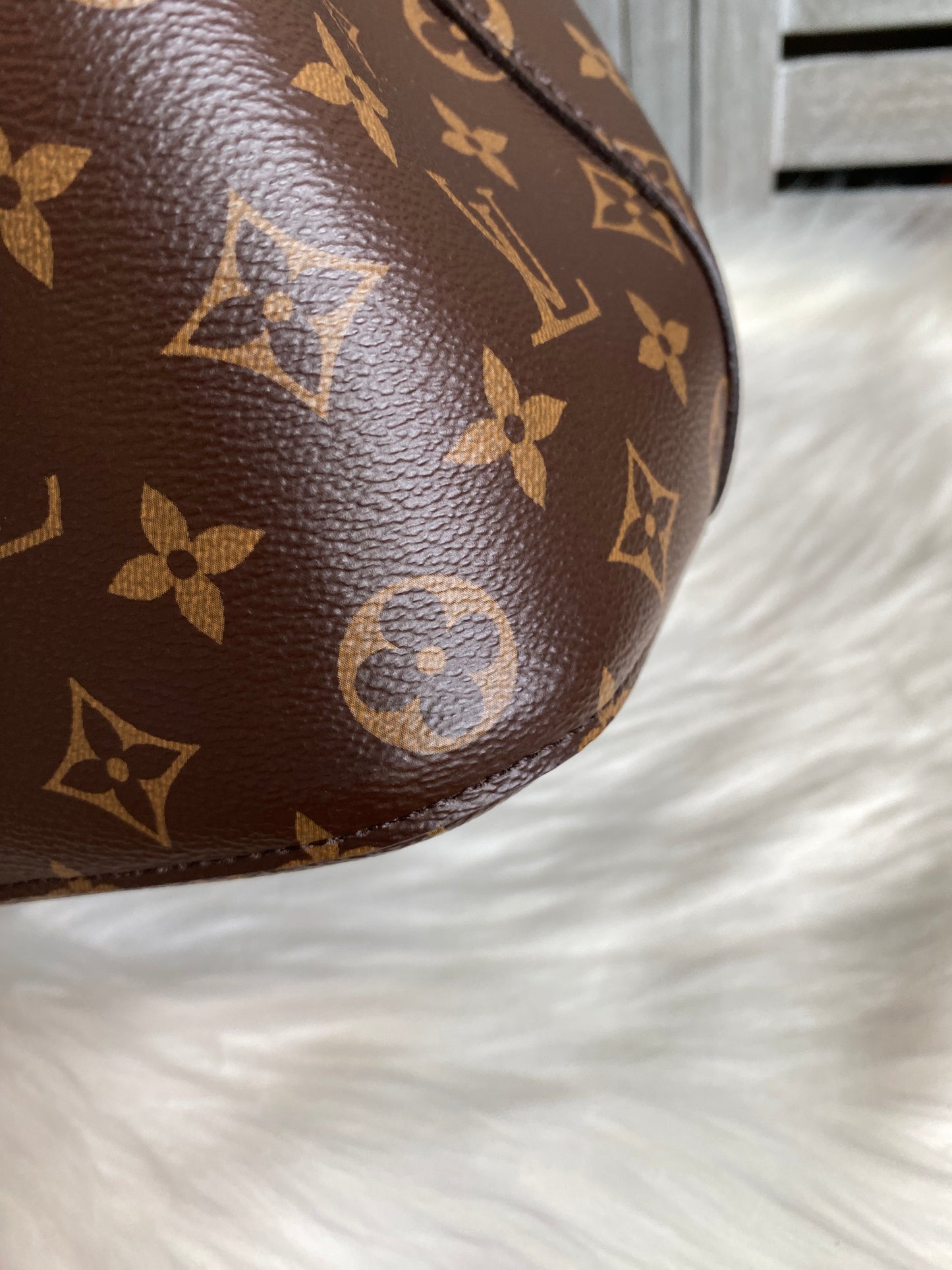 Louis Vuitton NeoNoe Caramel