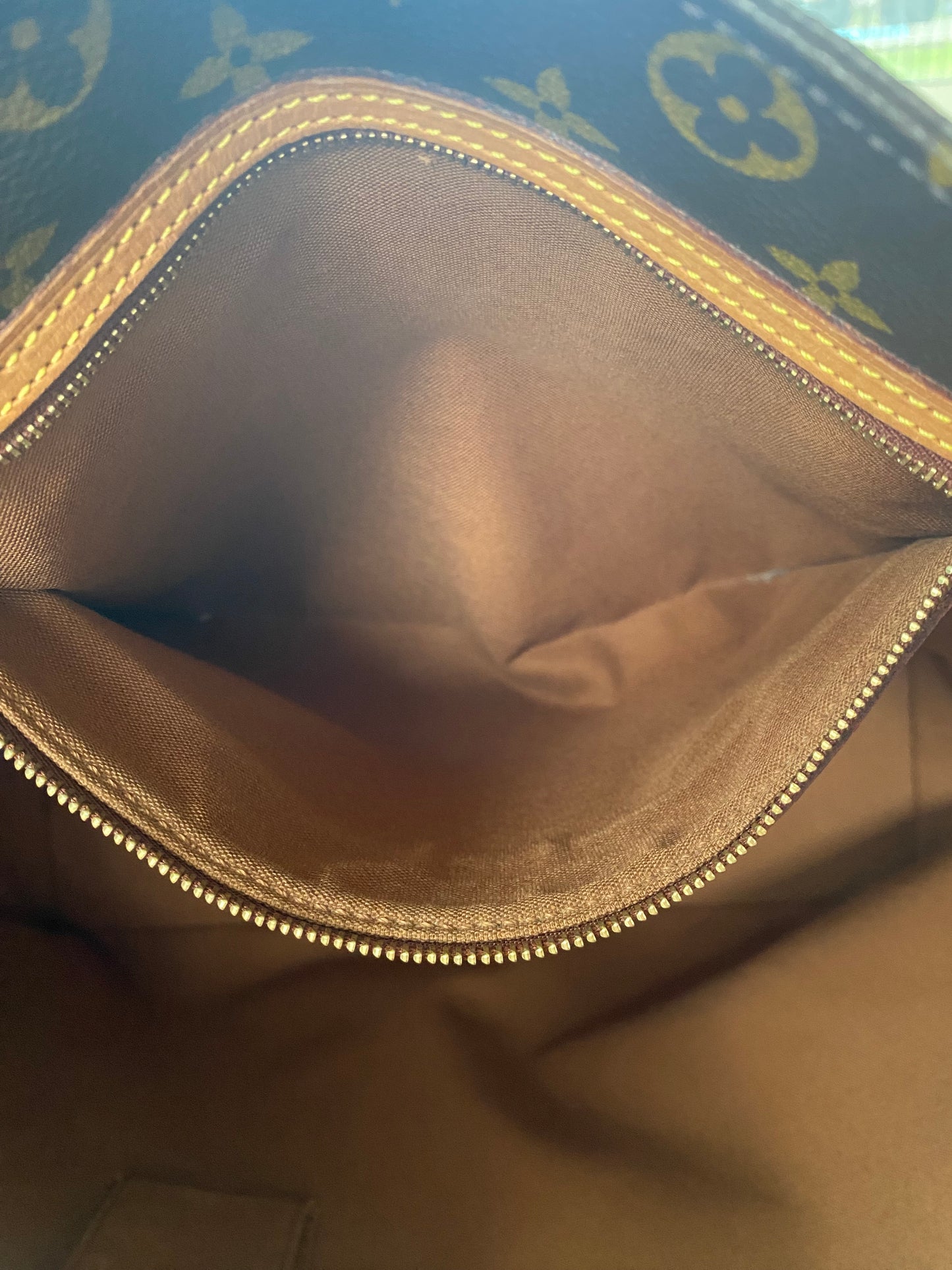 Louis Vuitton Cabas Alto