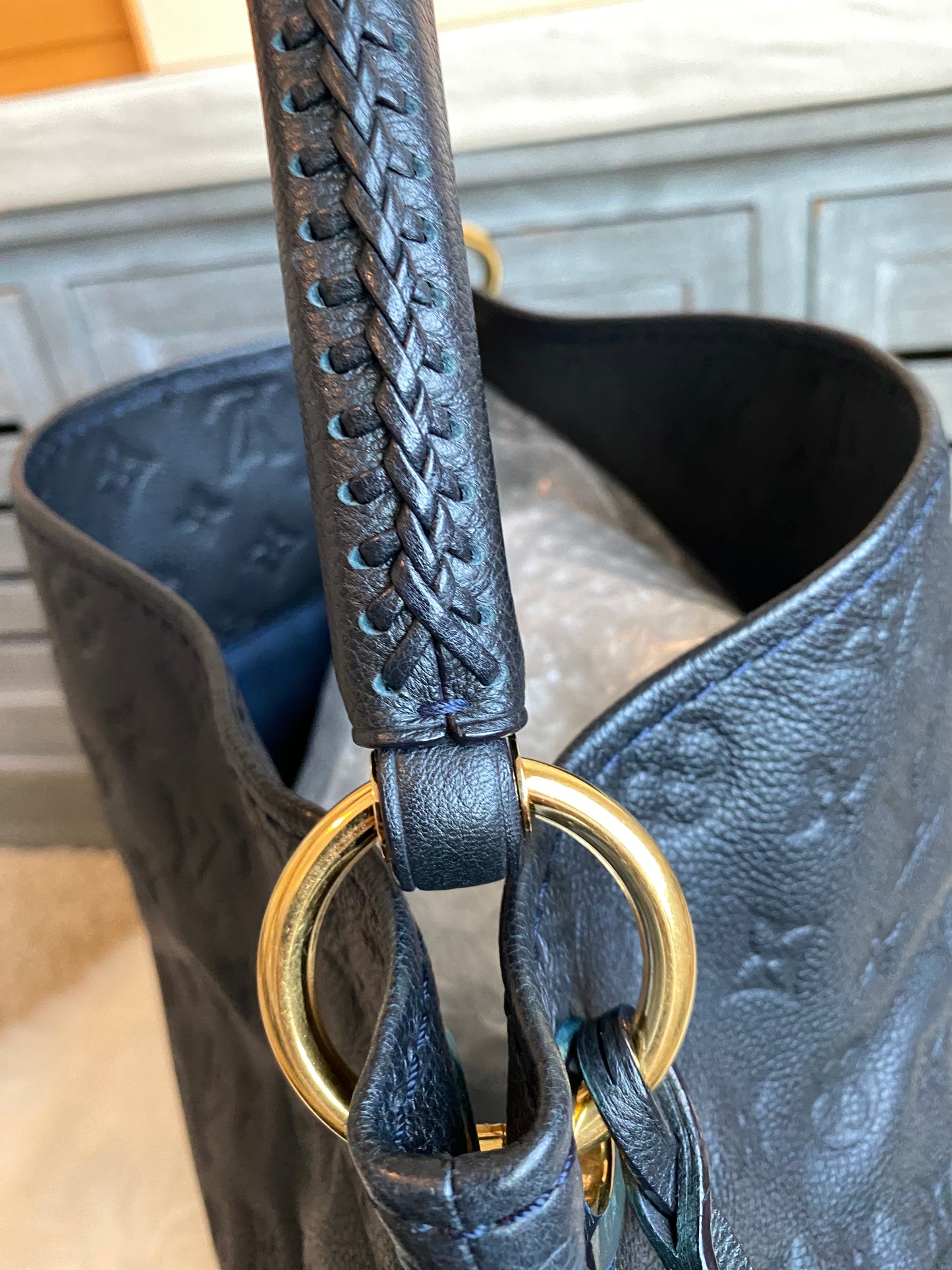 Louis Vuitton Artsy MM Infini