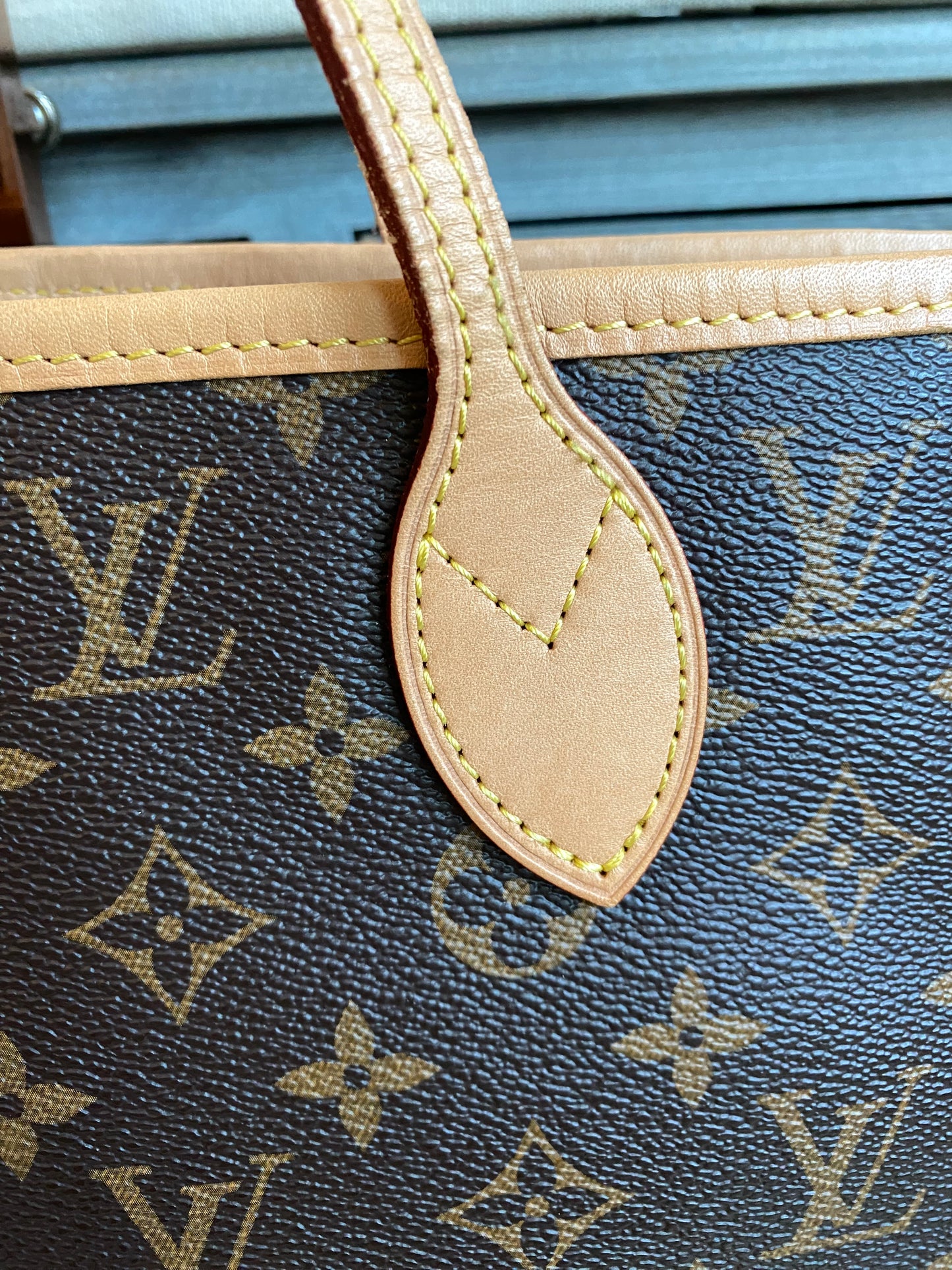 Louis Vuitton Neverfull MM With Pouch Cerise