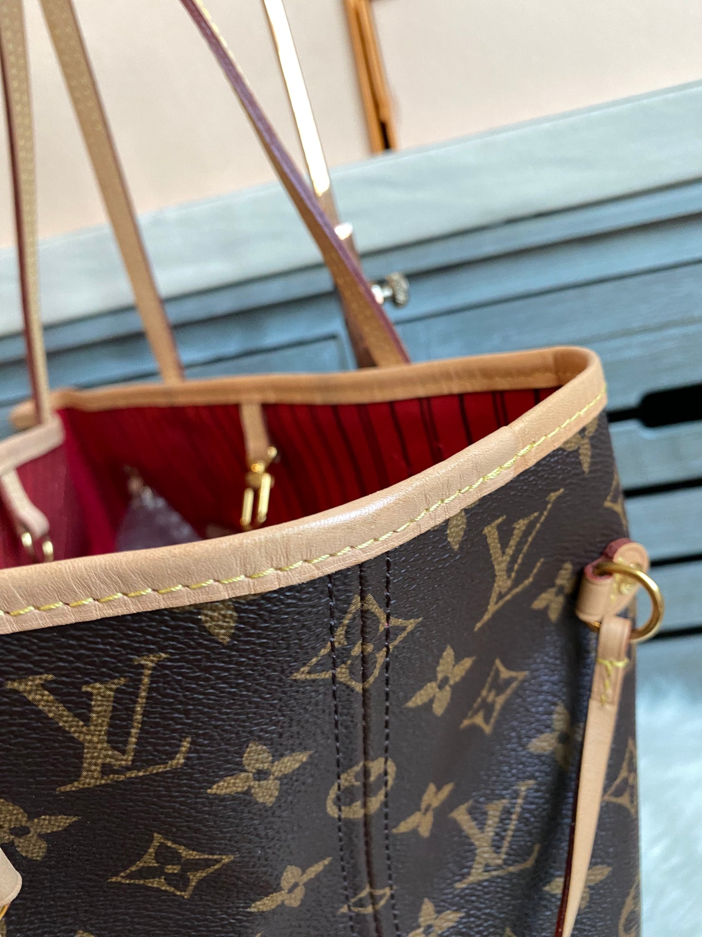 Louis Vuitton Neverfull MM With Pouch Cerise
