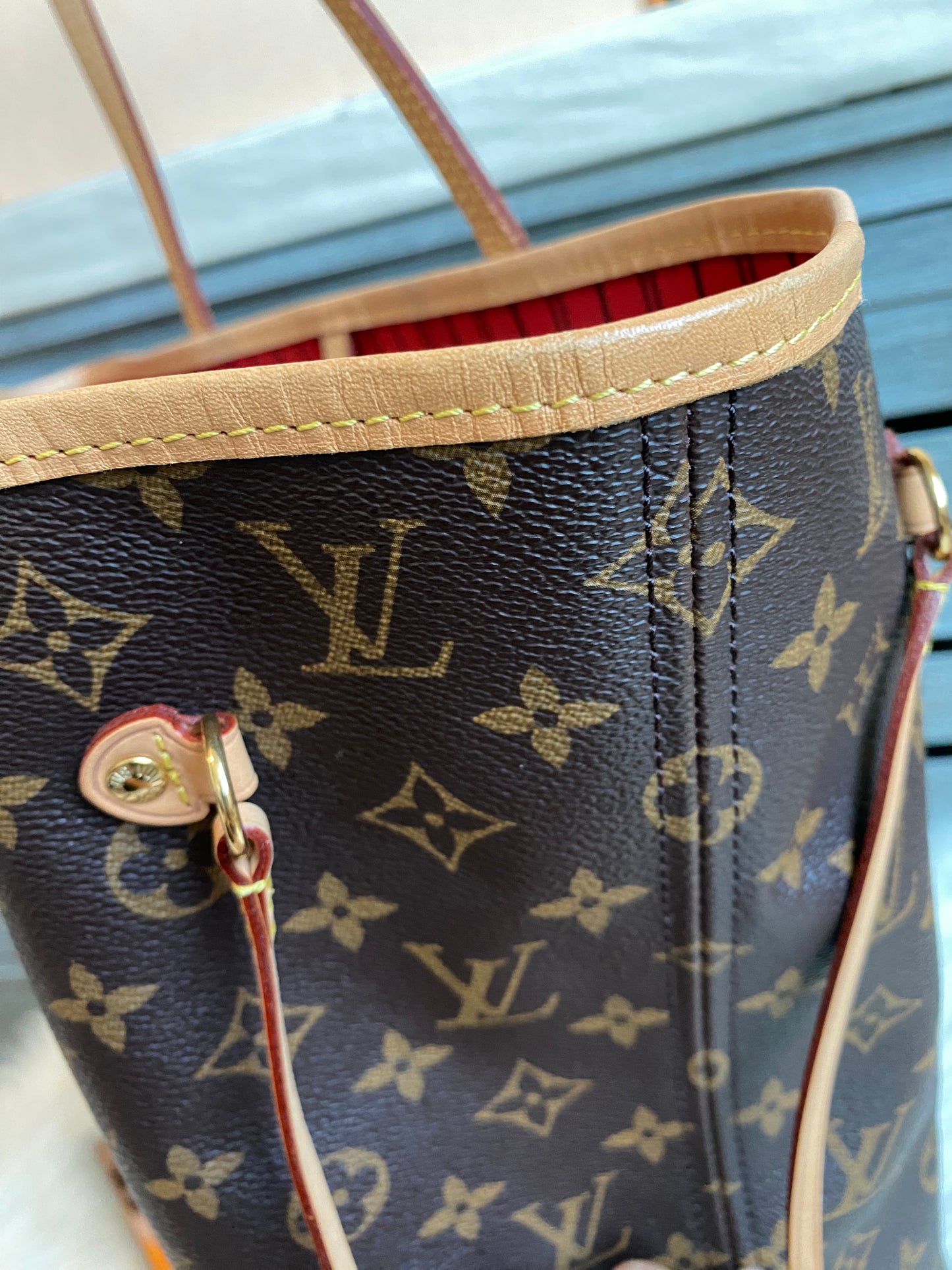 Louis Vuitton Neverfull MM With Pouch Cerise