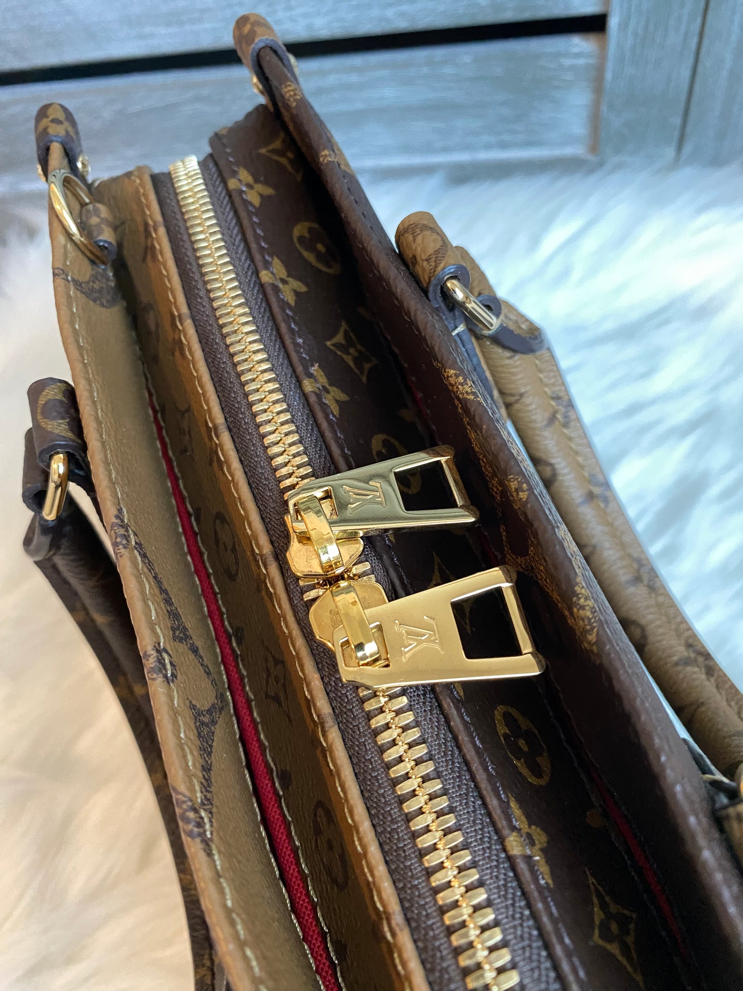 Louis Vuitton Reverse Monogram Giant OnTheGo East West
