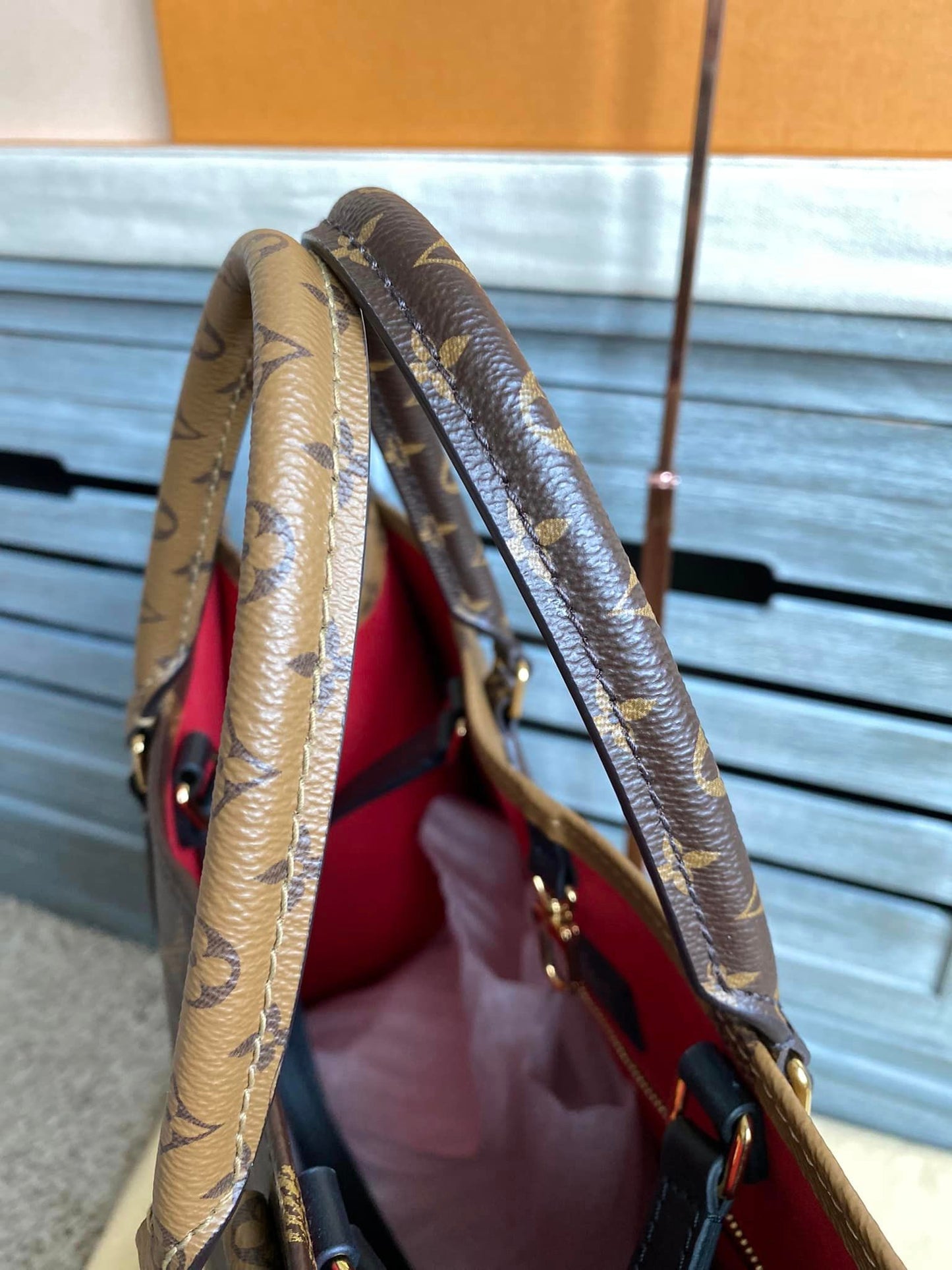 Louis Vuitton OnTheGo Giant Reverse GM
