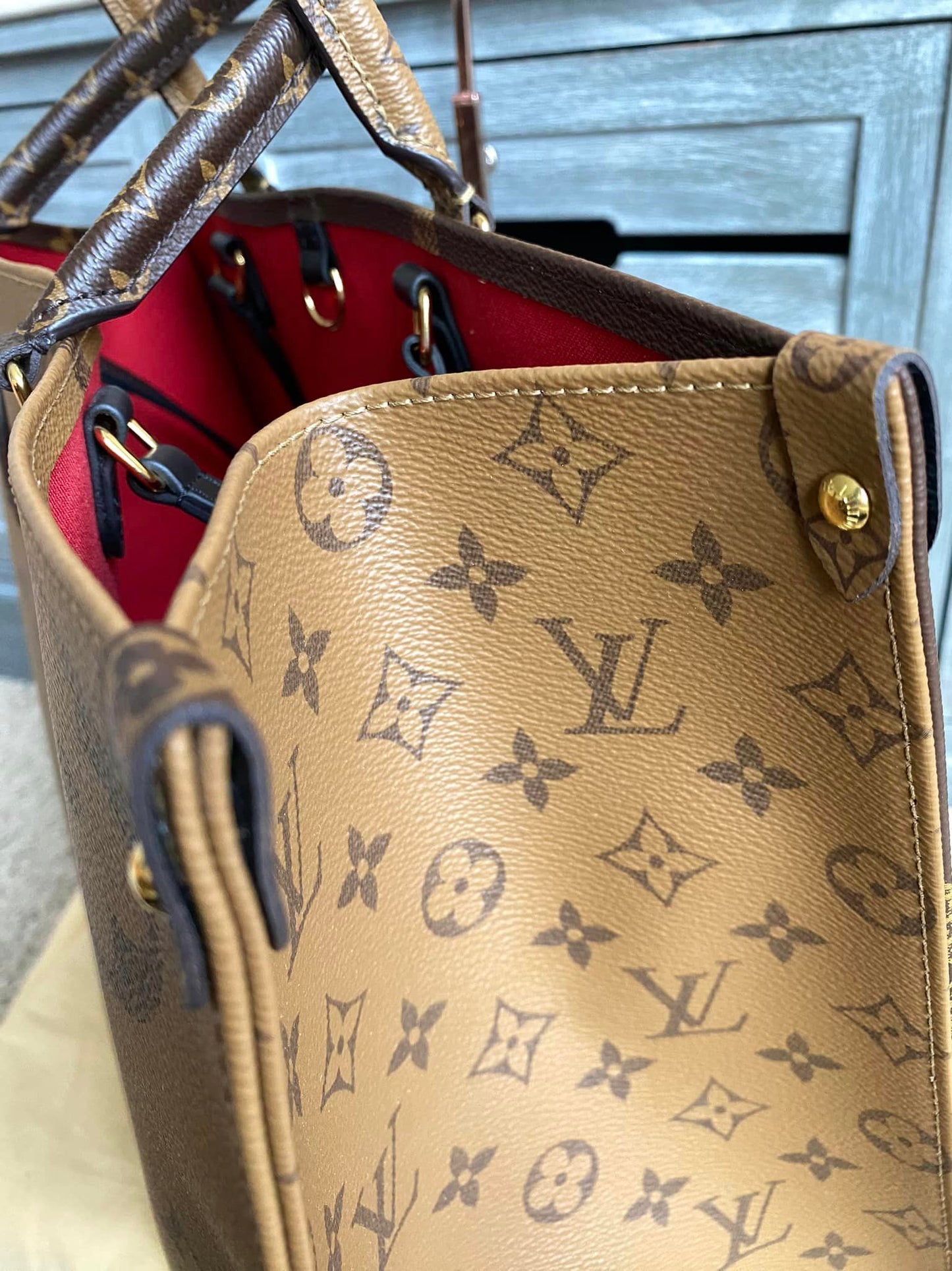 Louis Vuitton OnTheGo Giant Reverse GM