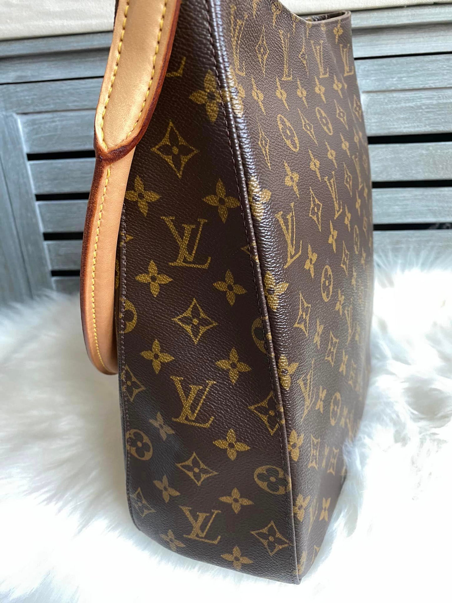 Louis Vuitton Looping GM