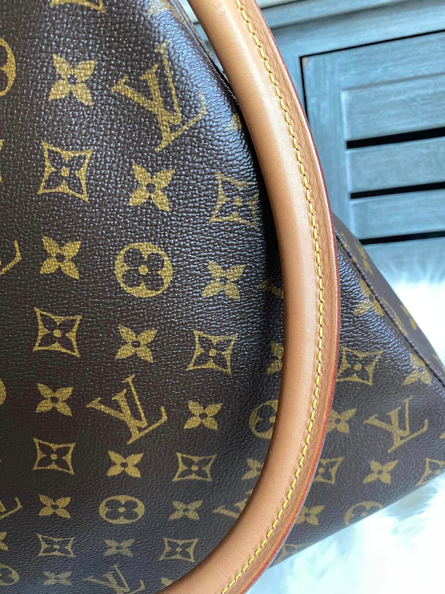 Louis Vuitton Looping GM