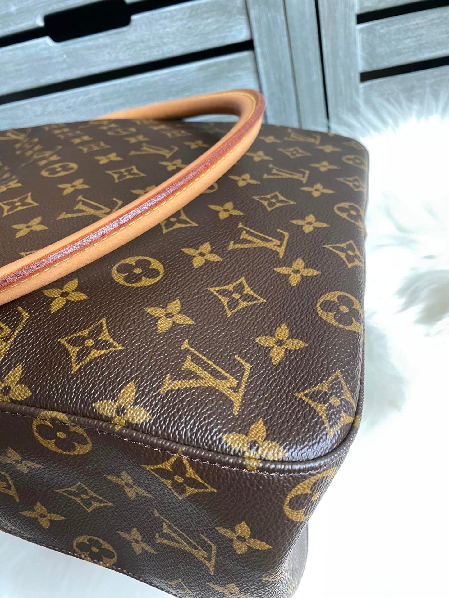 Louis Vuitton Looping GM