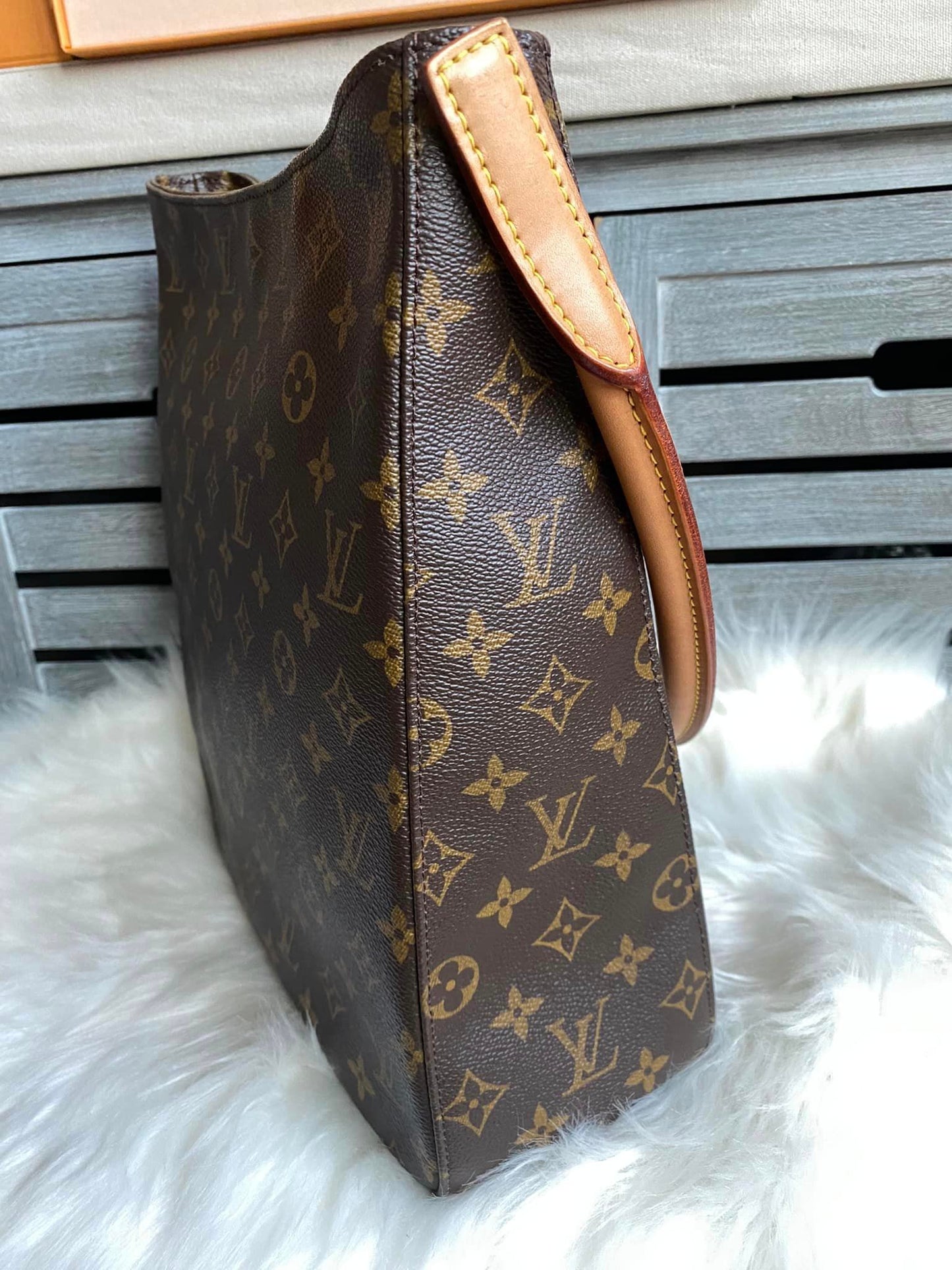 Louis Vuitton Looping GM