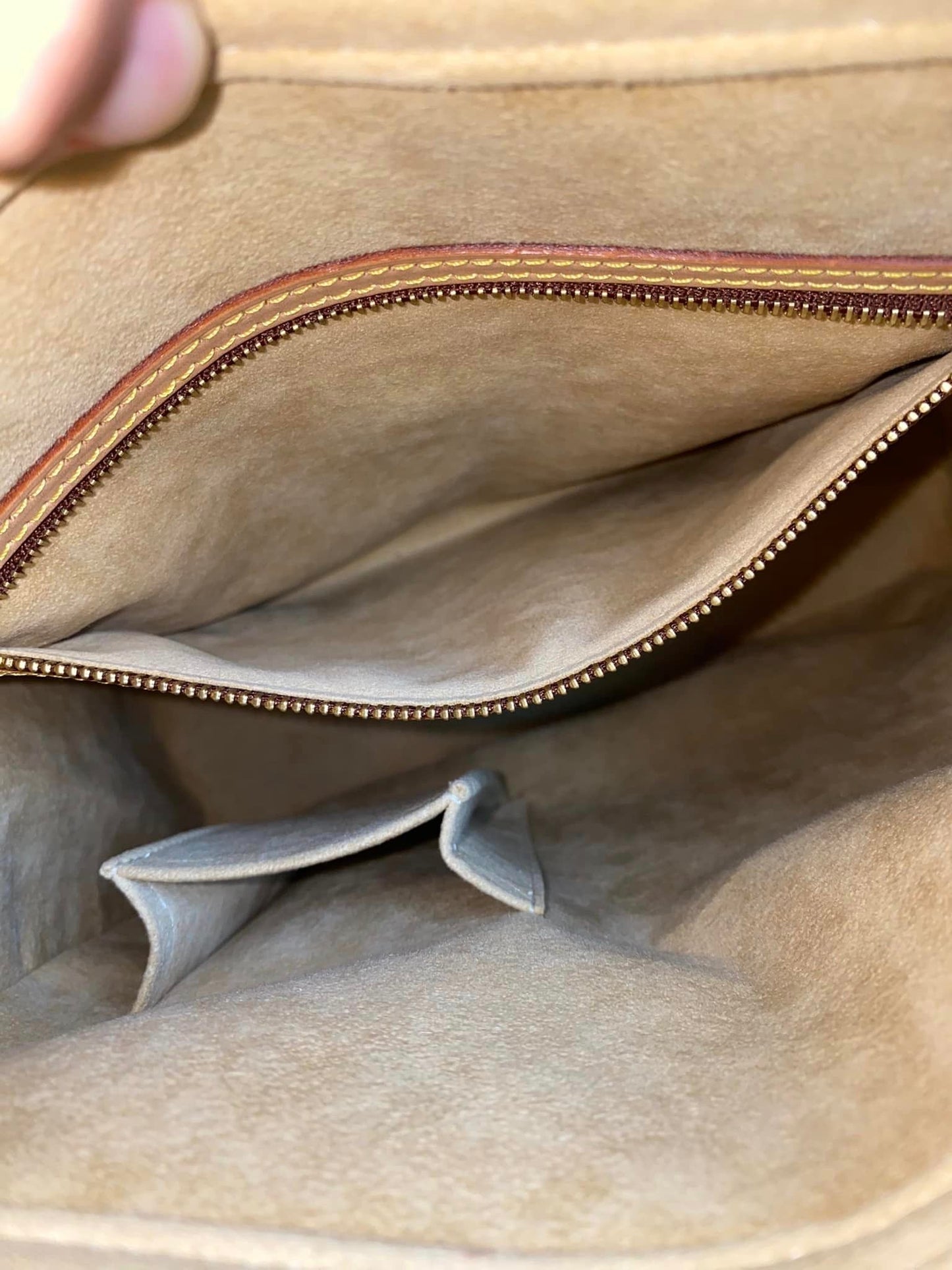 Louis Vuitton Looping GM