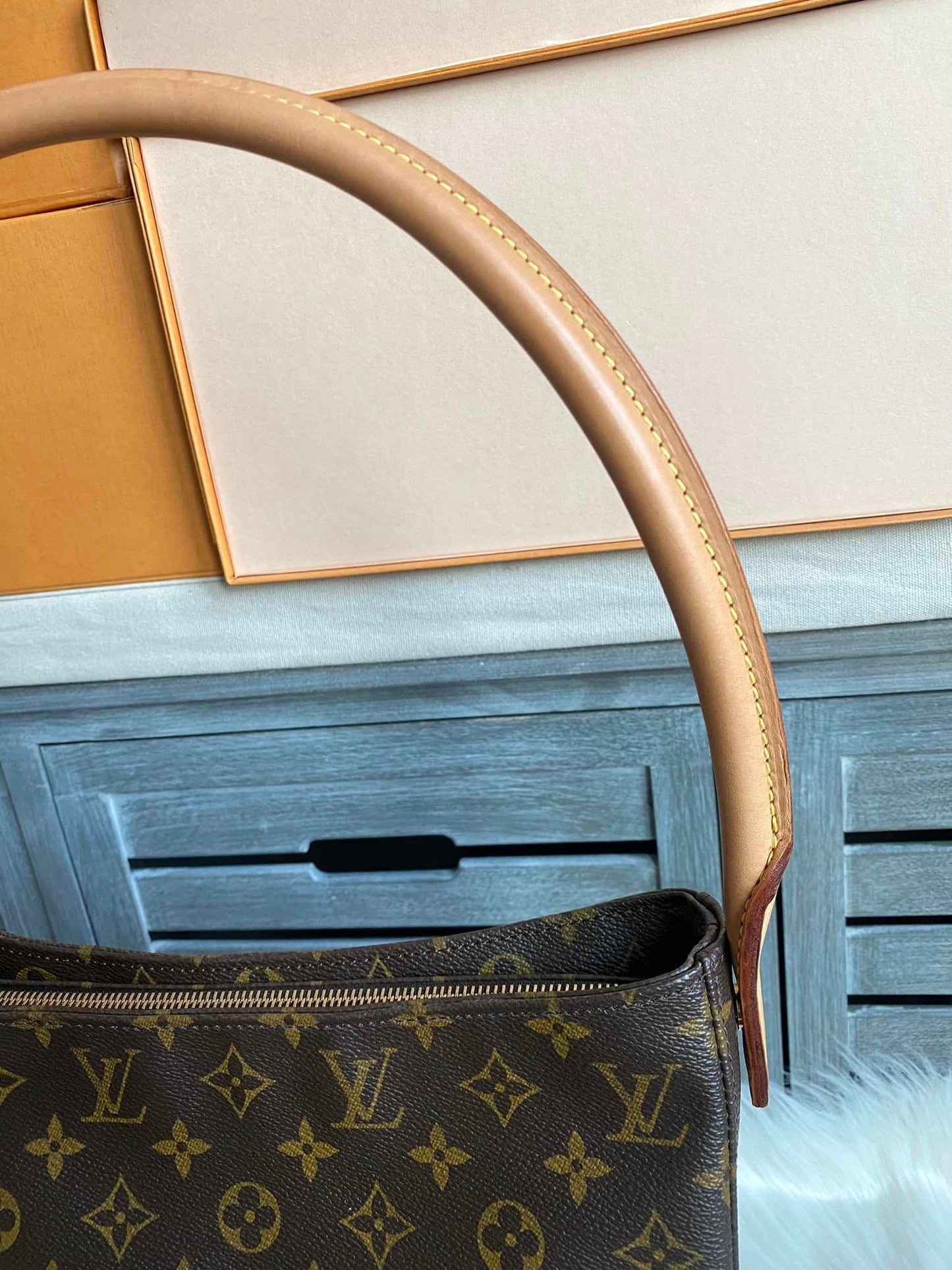 Louis Vuitton Looping GM