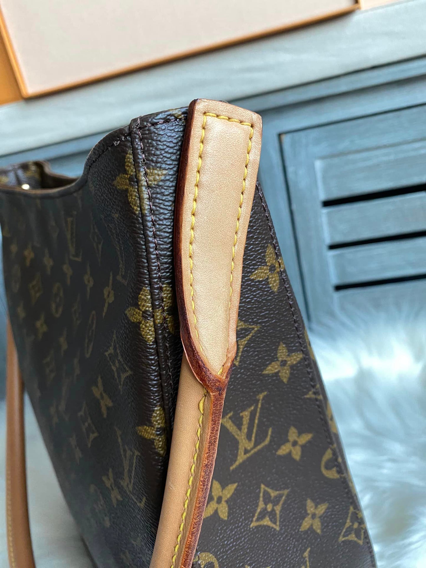 Louis Vuitton Looping GM