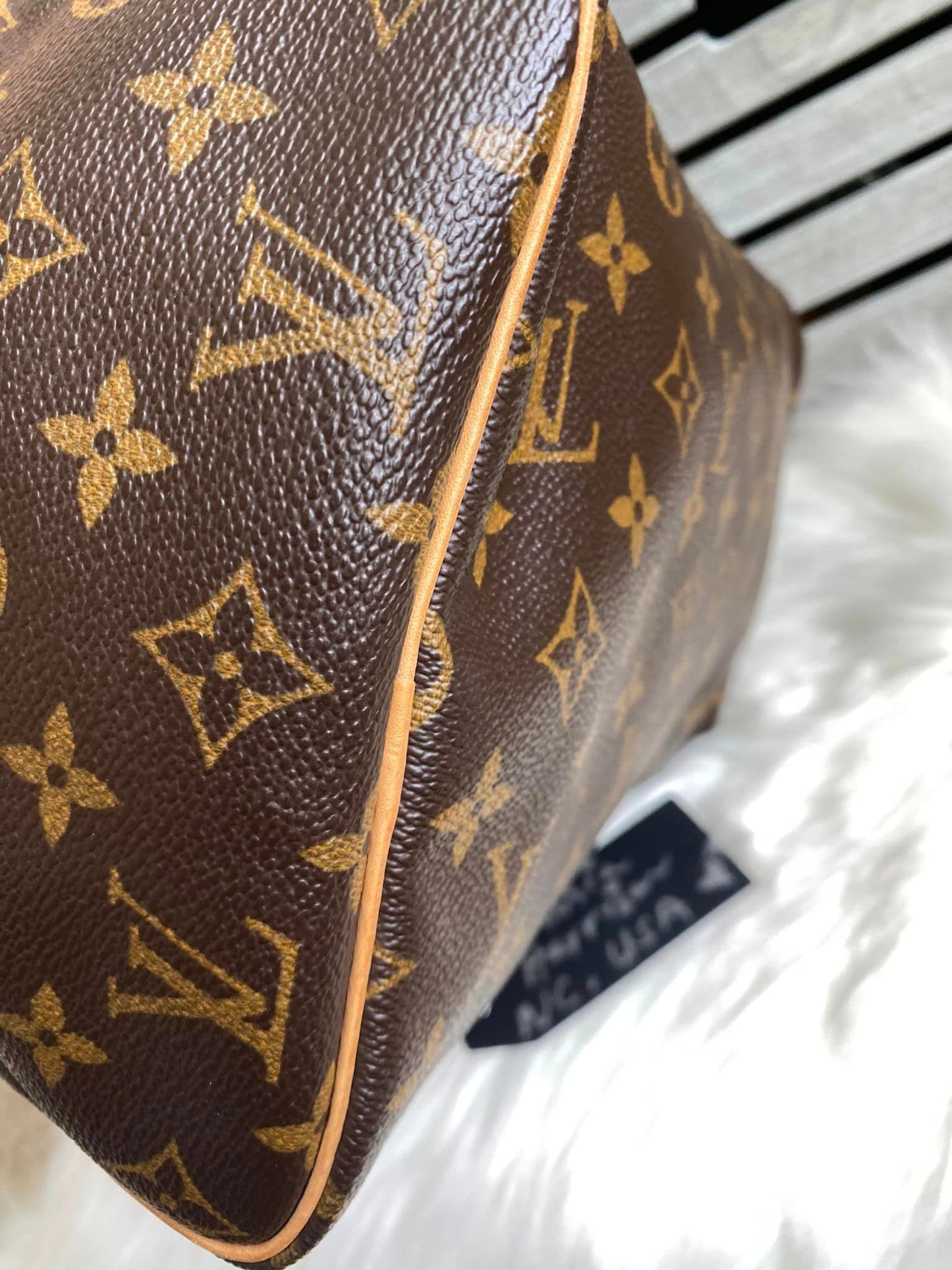 Louis Vuitton Speedy 30
