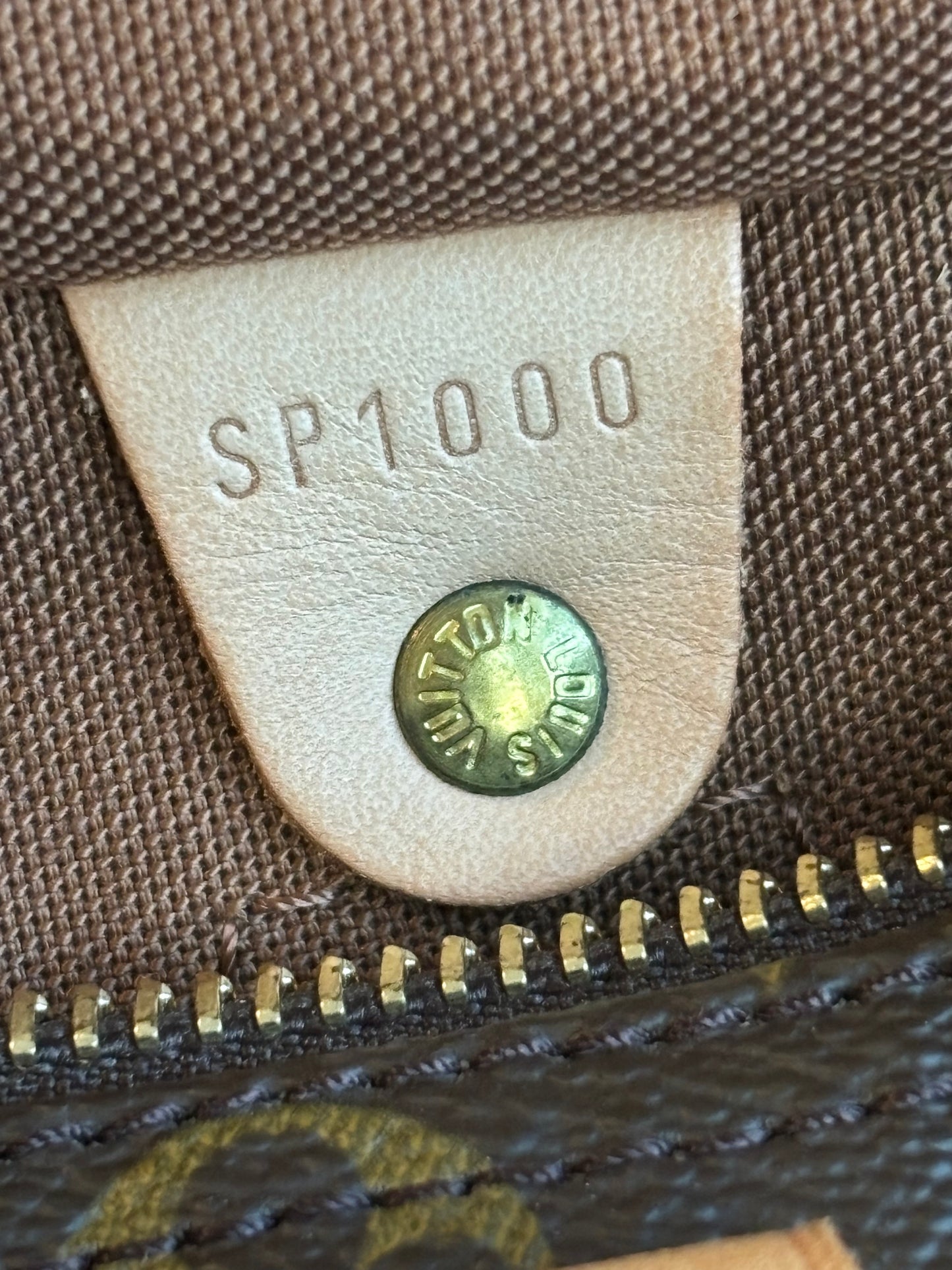 Louis Vuitton Speedy 25