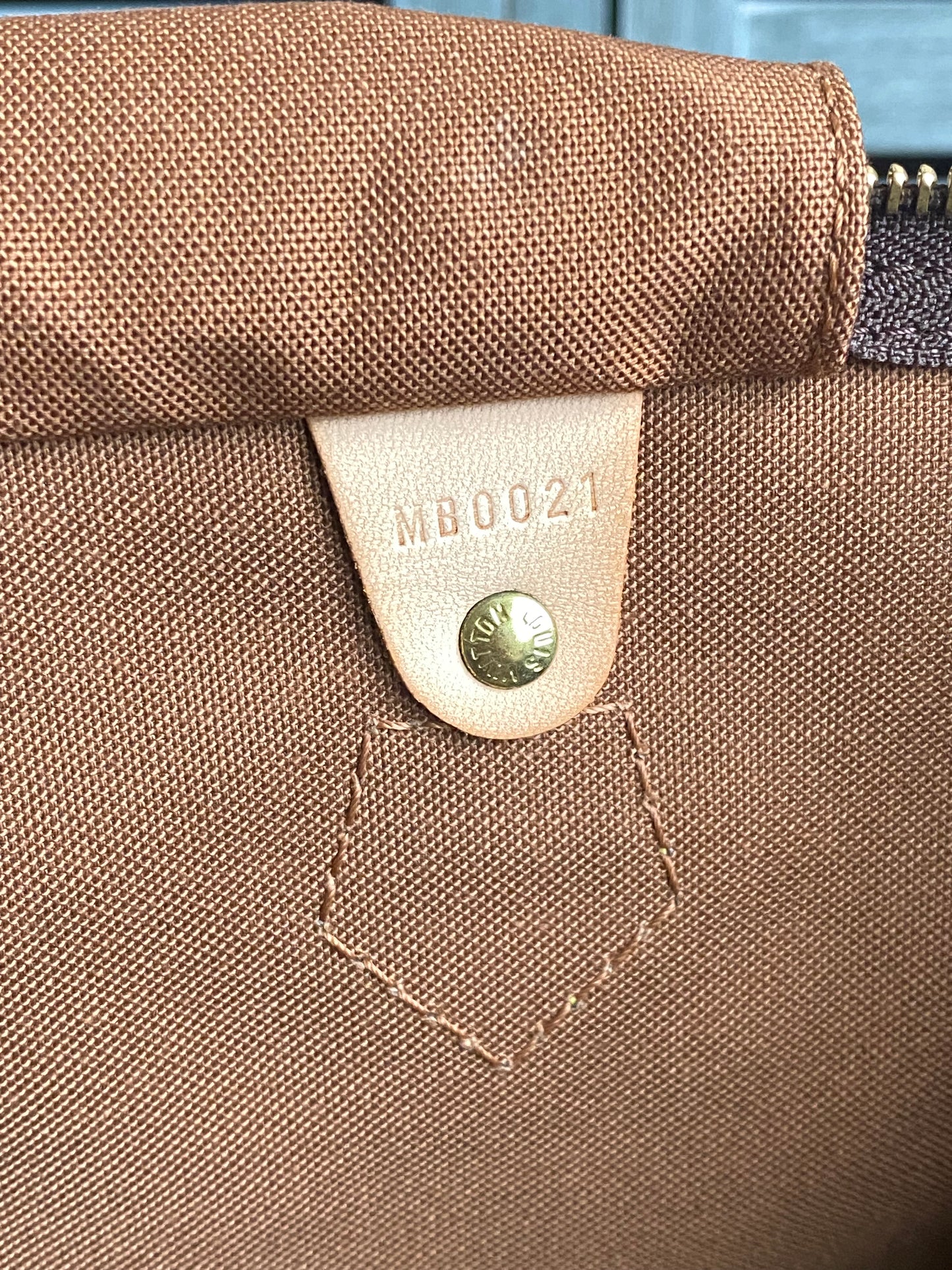 Louis Vuitton Speedy 40