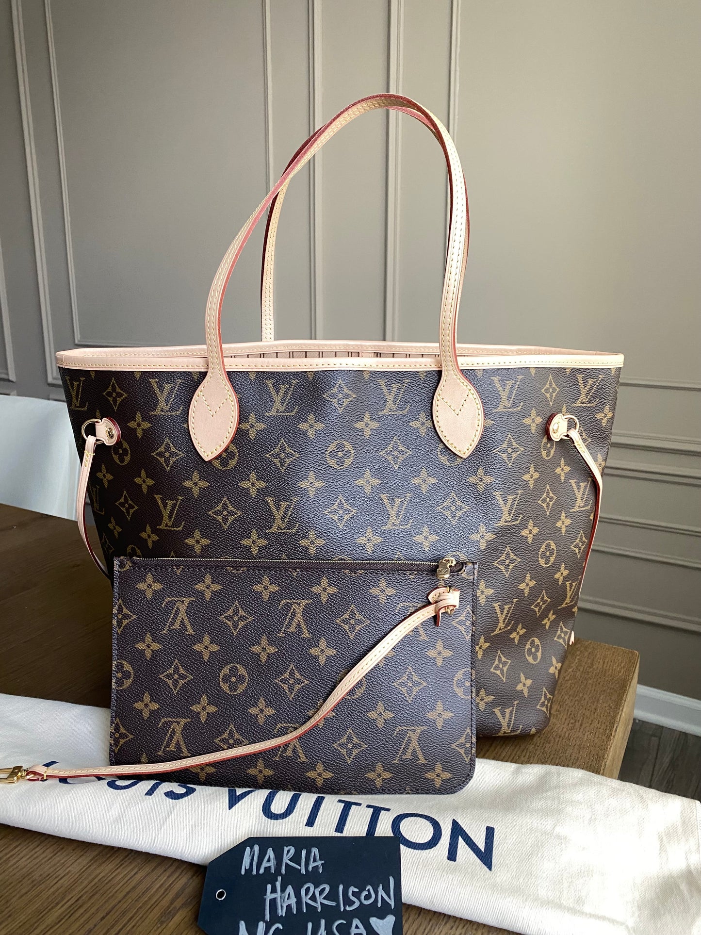 Louis Vuitton Neverfull MM - Rose Beige
