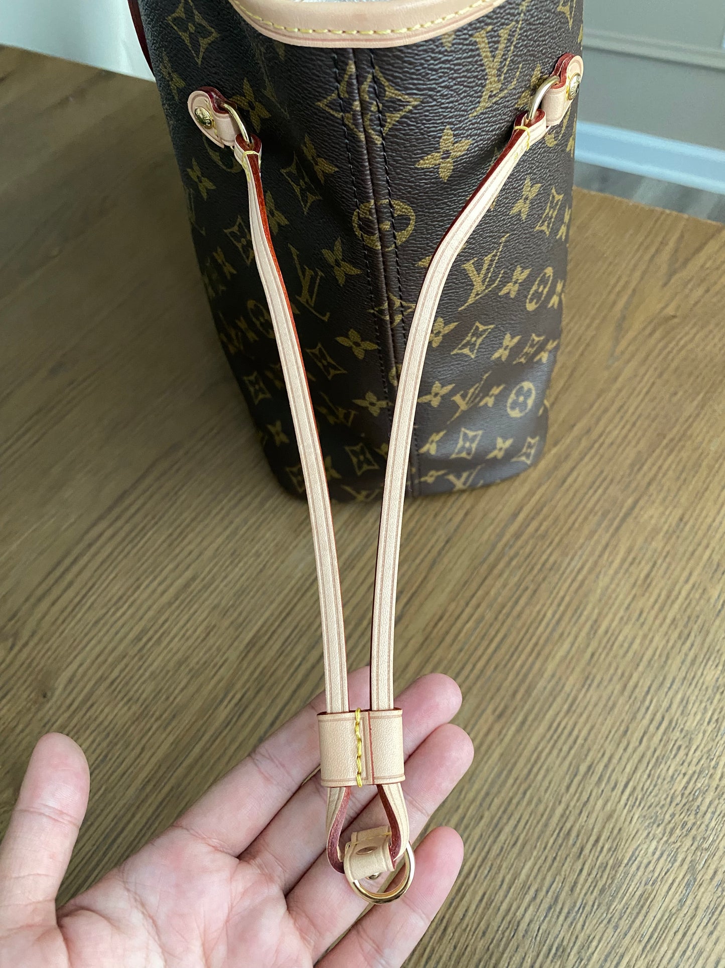Louis Vuitton Neverfull MM - Rose Beige