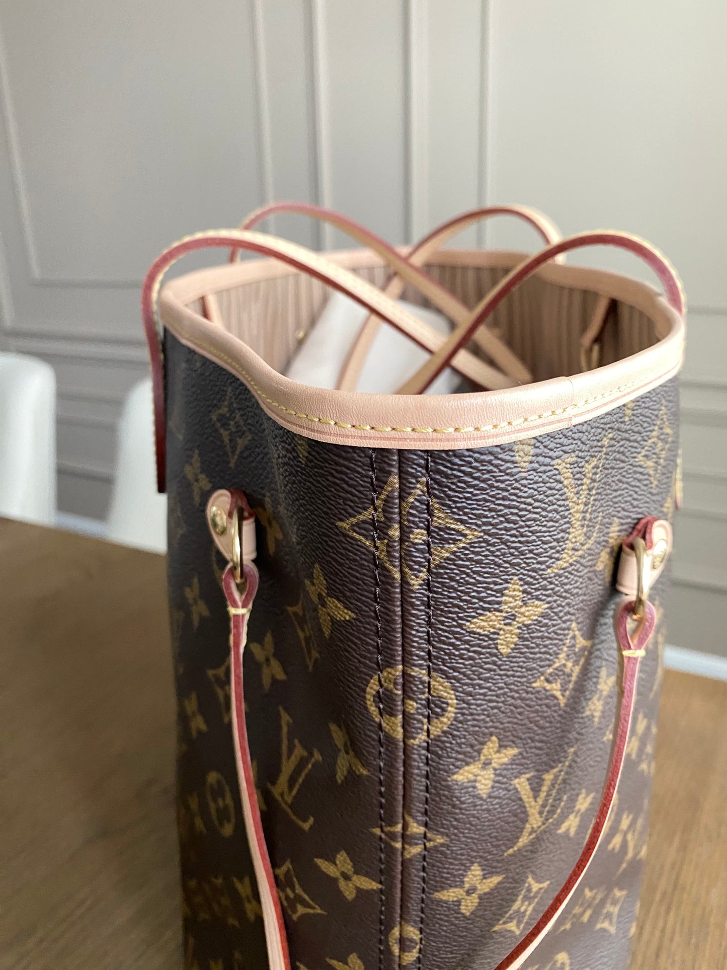 Louis Vuitton Neverfull MM - Rose Beige