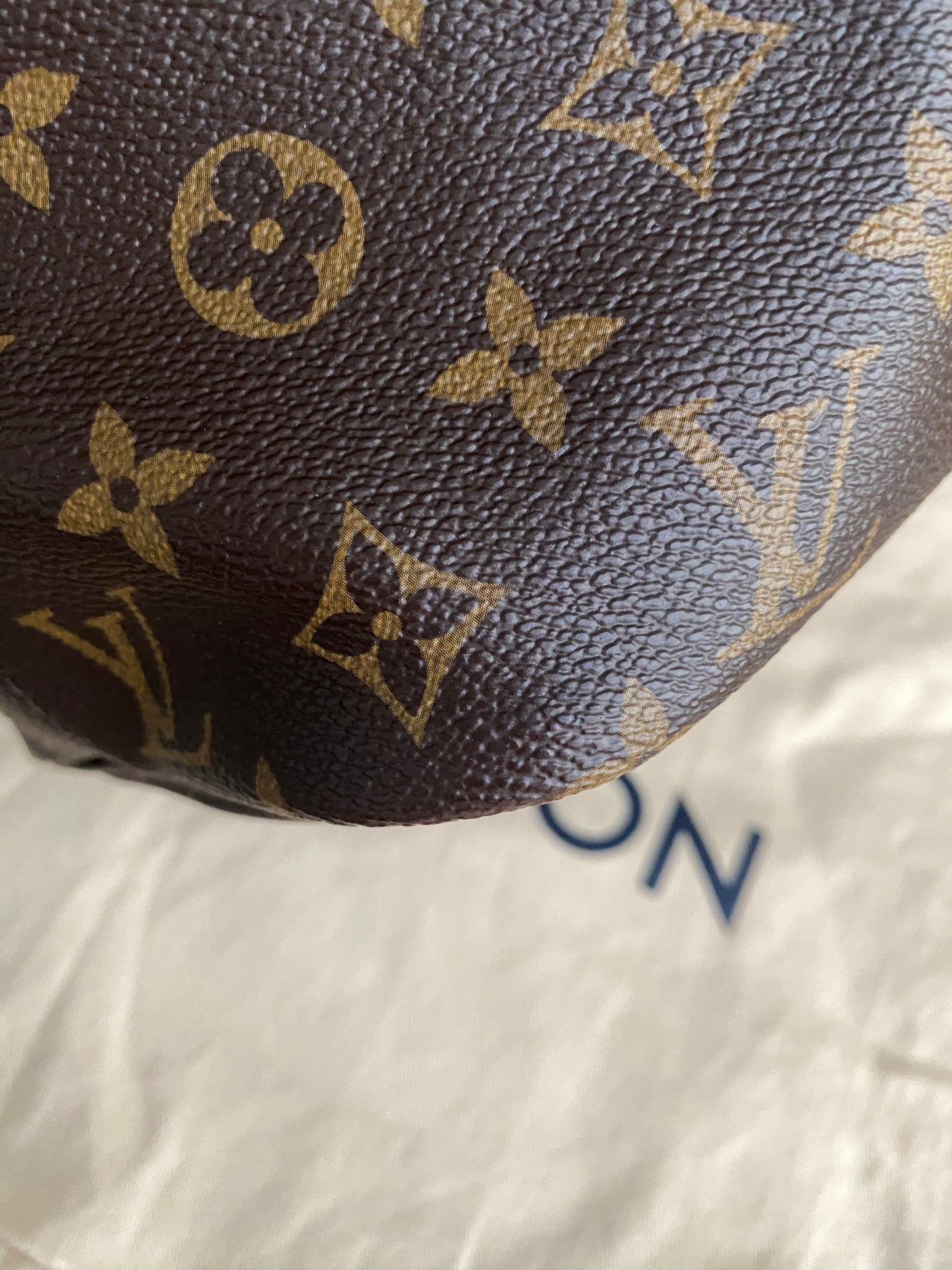 Louis Vuitton Neverfull MM - Rose Beige