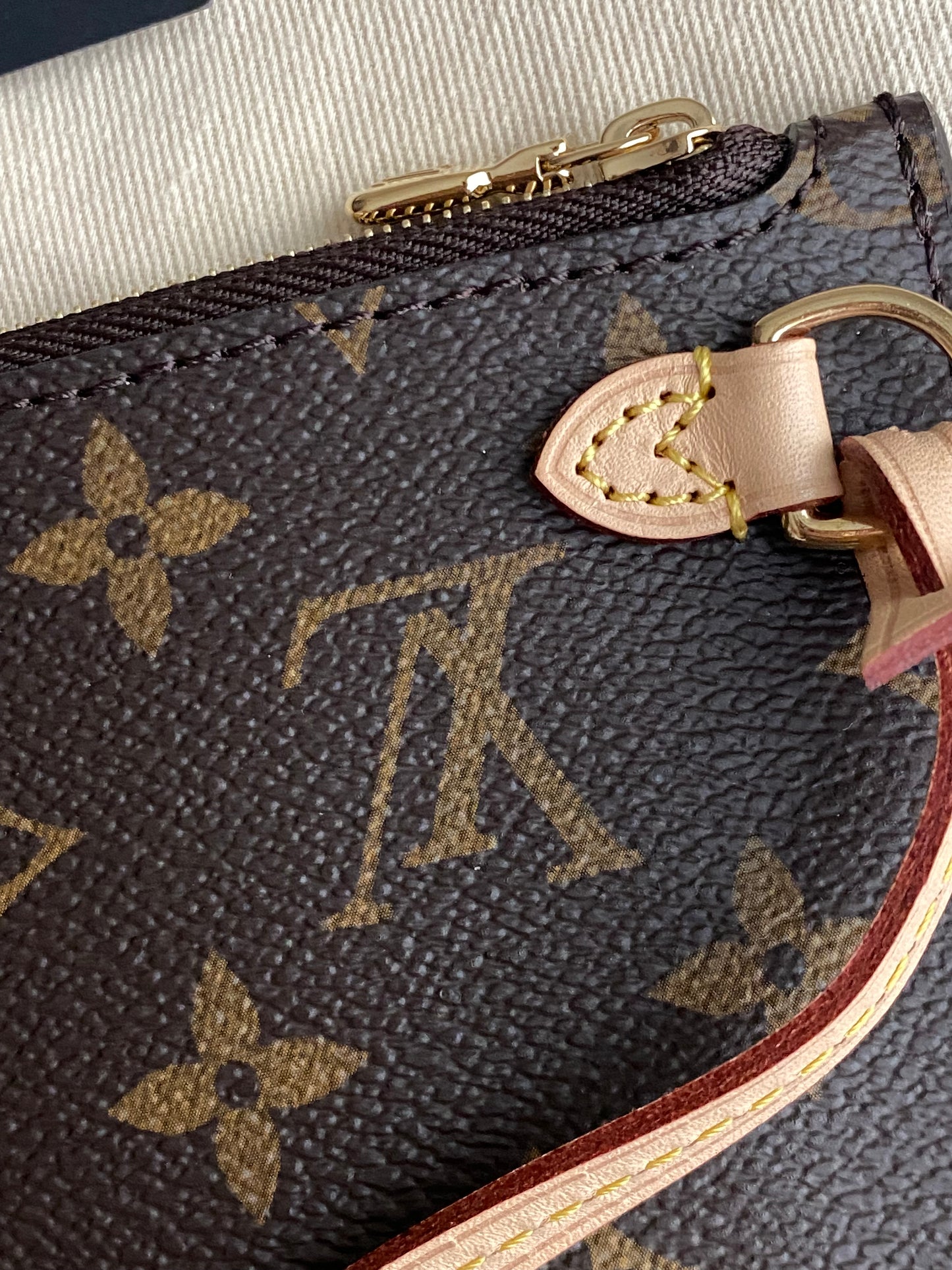 Louis Vuitton Neverfull MM - Rose Beige