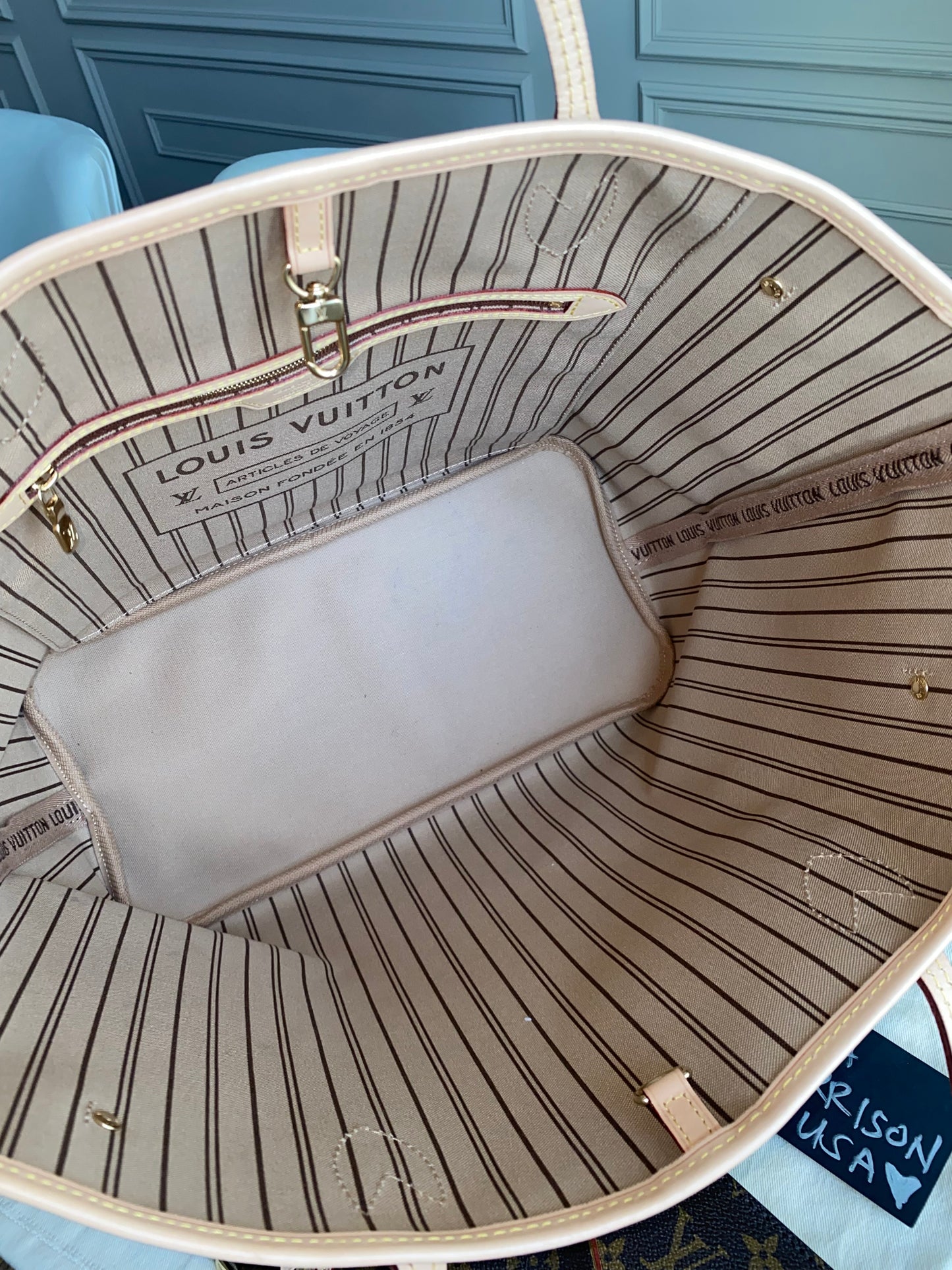 Louis Vuitton Neverfull MM - Rose Beige