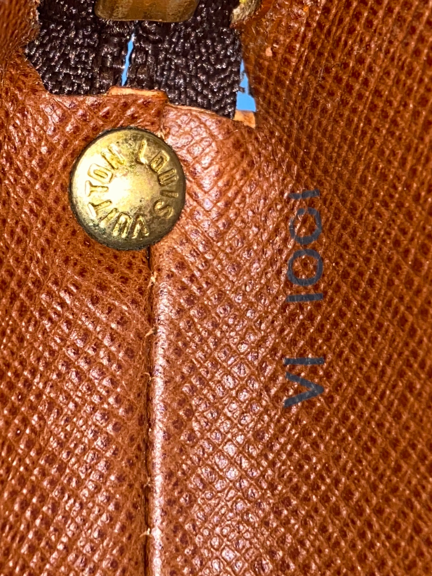 Louis Vuitton Druout Crossbody